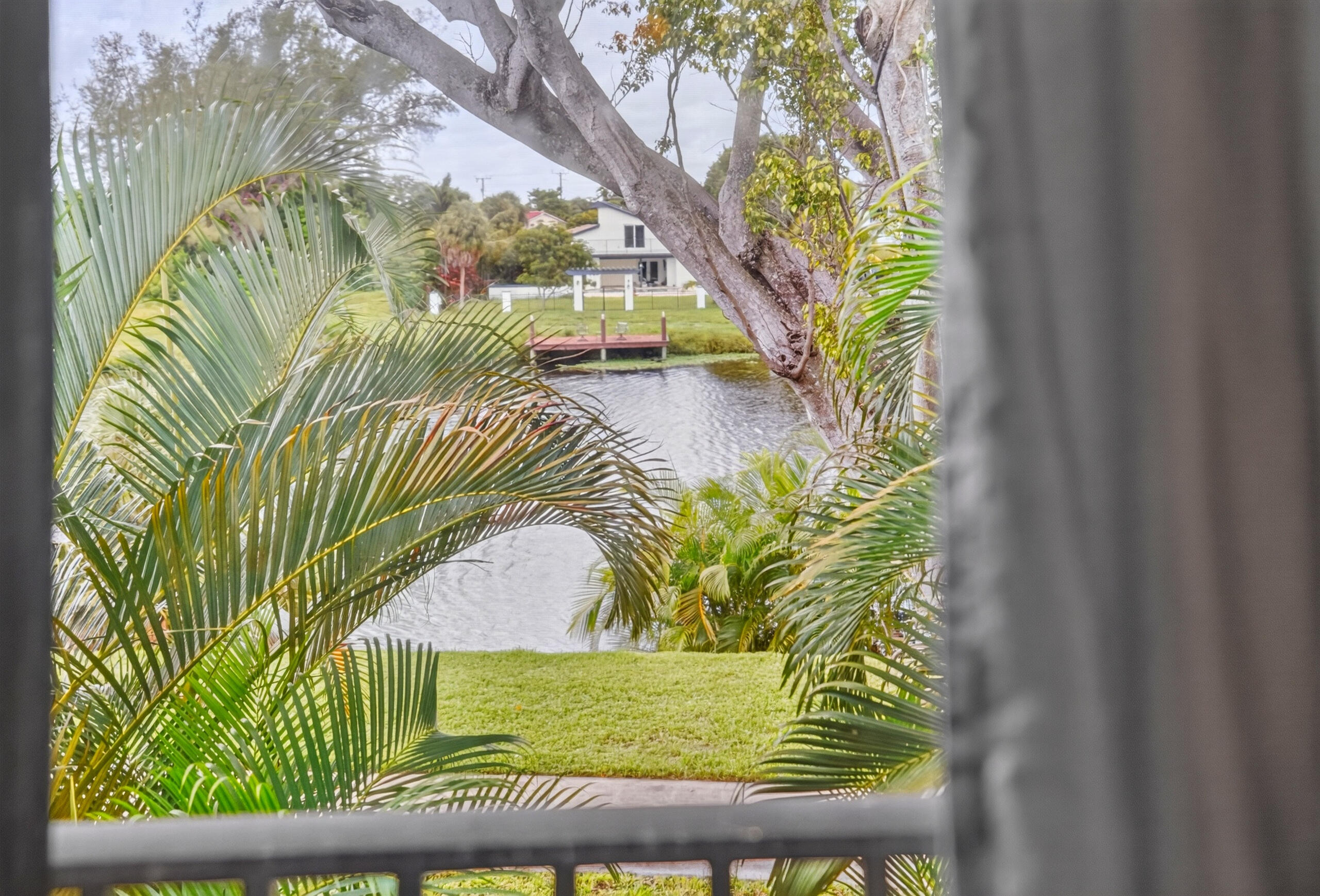 400 CANAL Point S 130