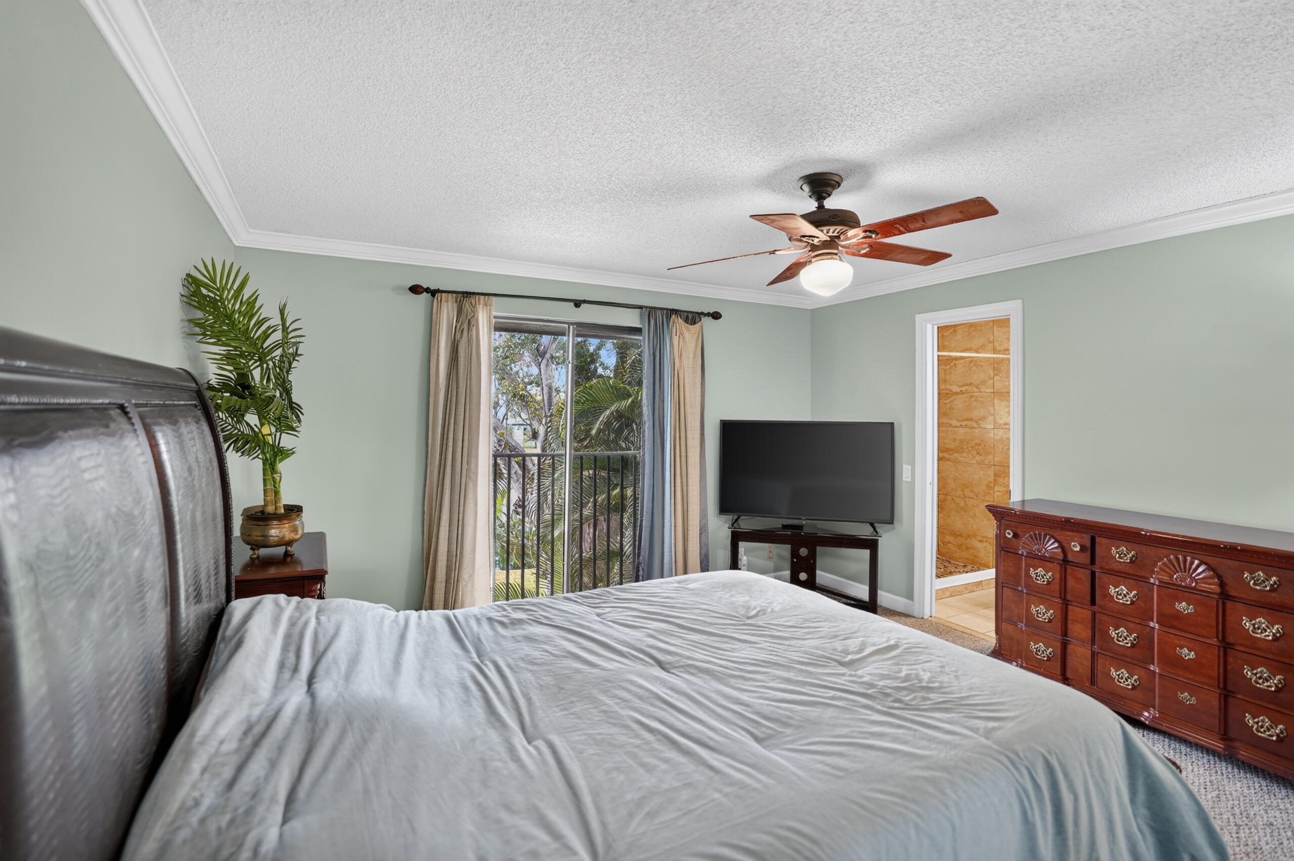 400 CANAL Point S 130