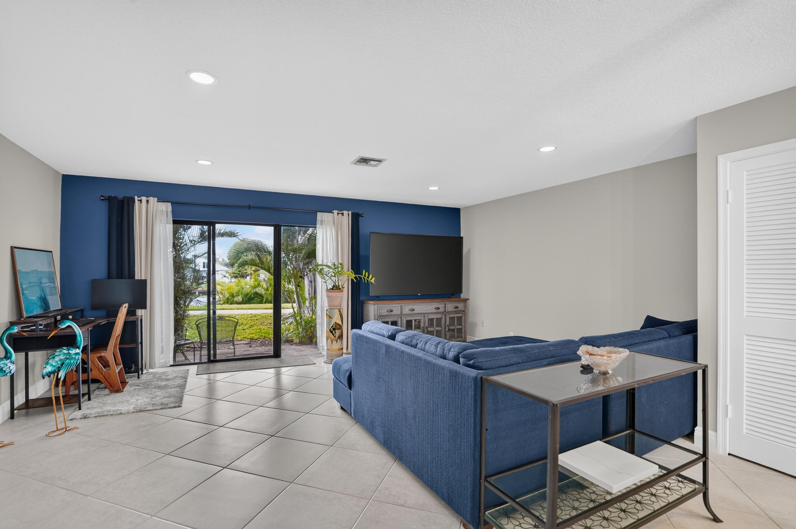 400 CANAL Point S 130