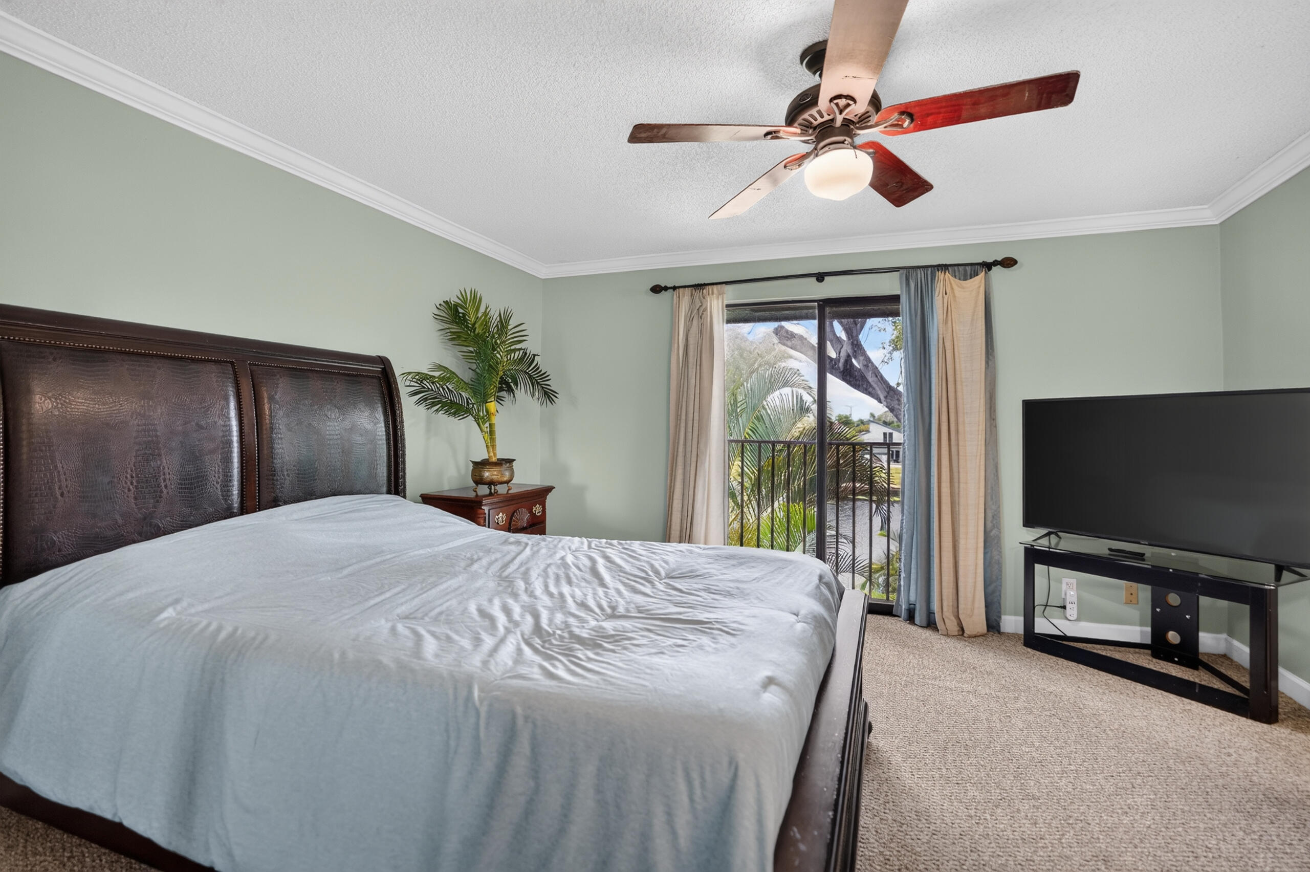 400 CANAL Point S 130