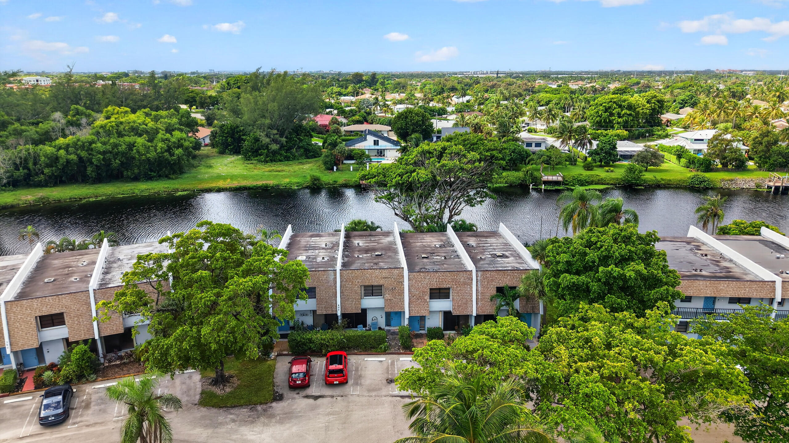 400 CANAL Point S 130