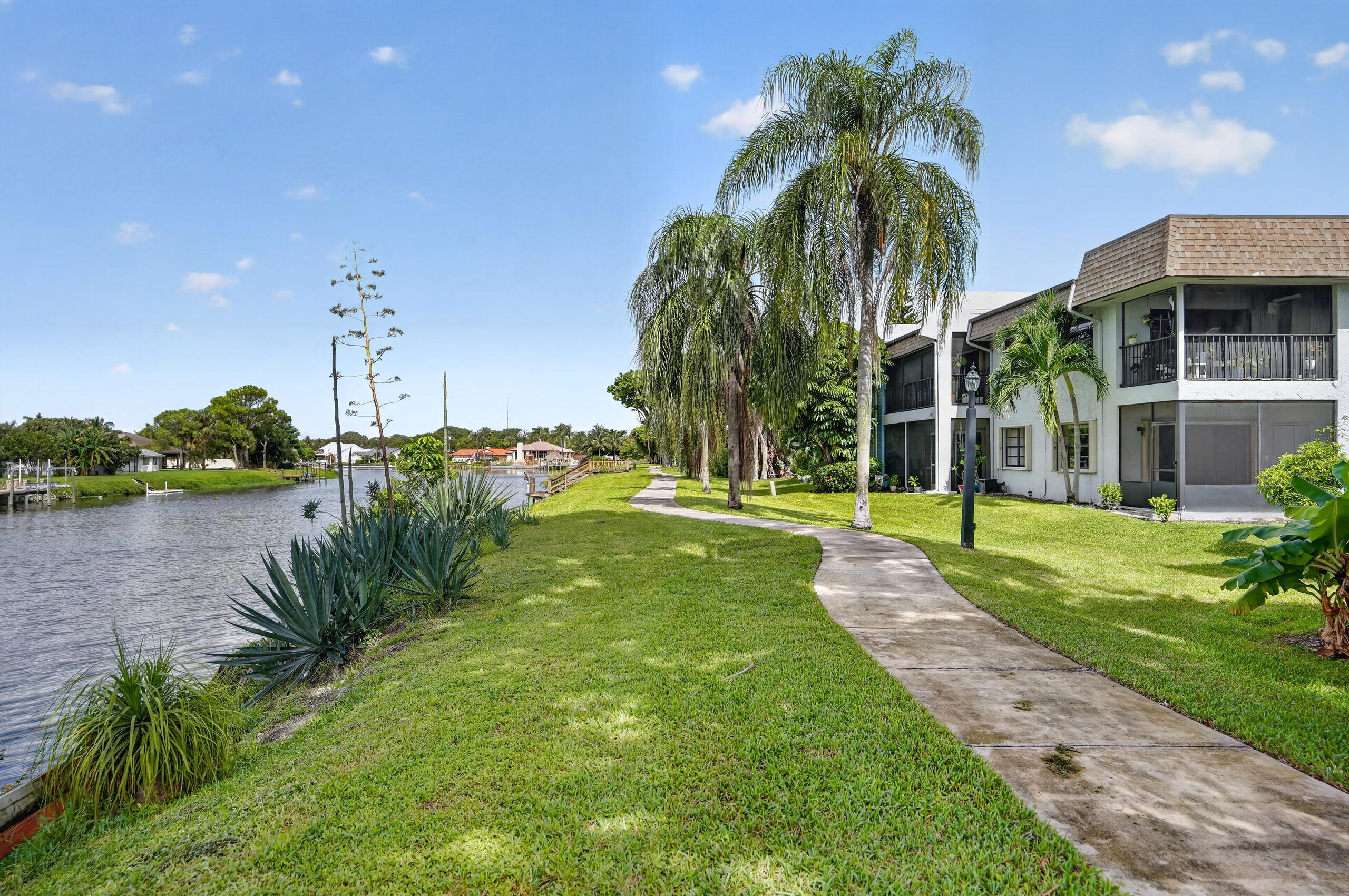 400 CANAL Point S 130
