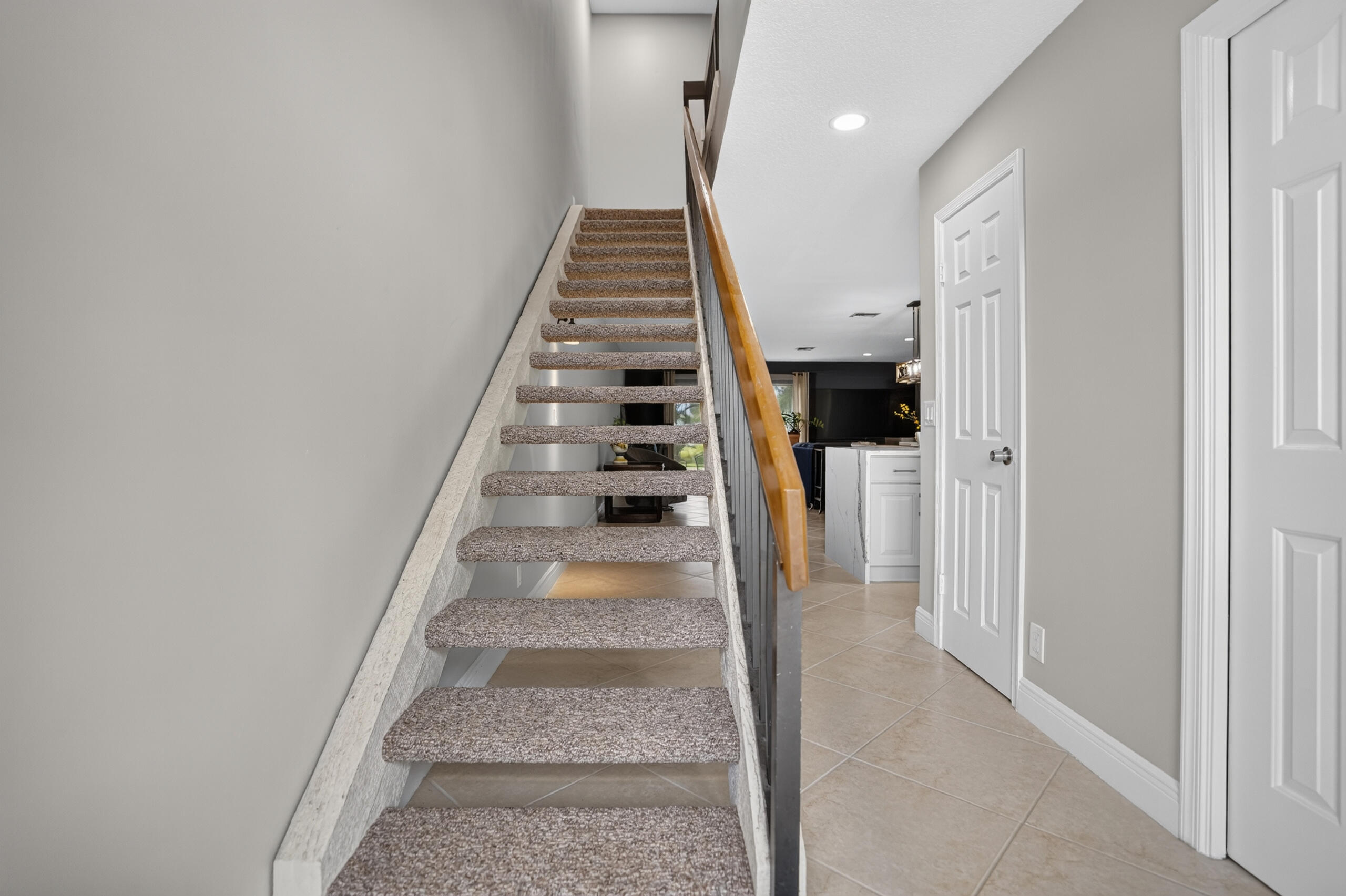 400 CANAL Point S 130