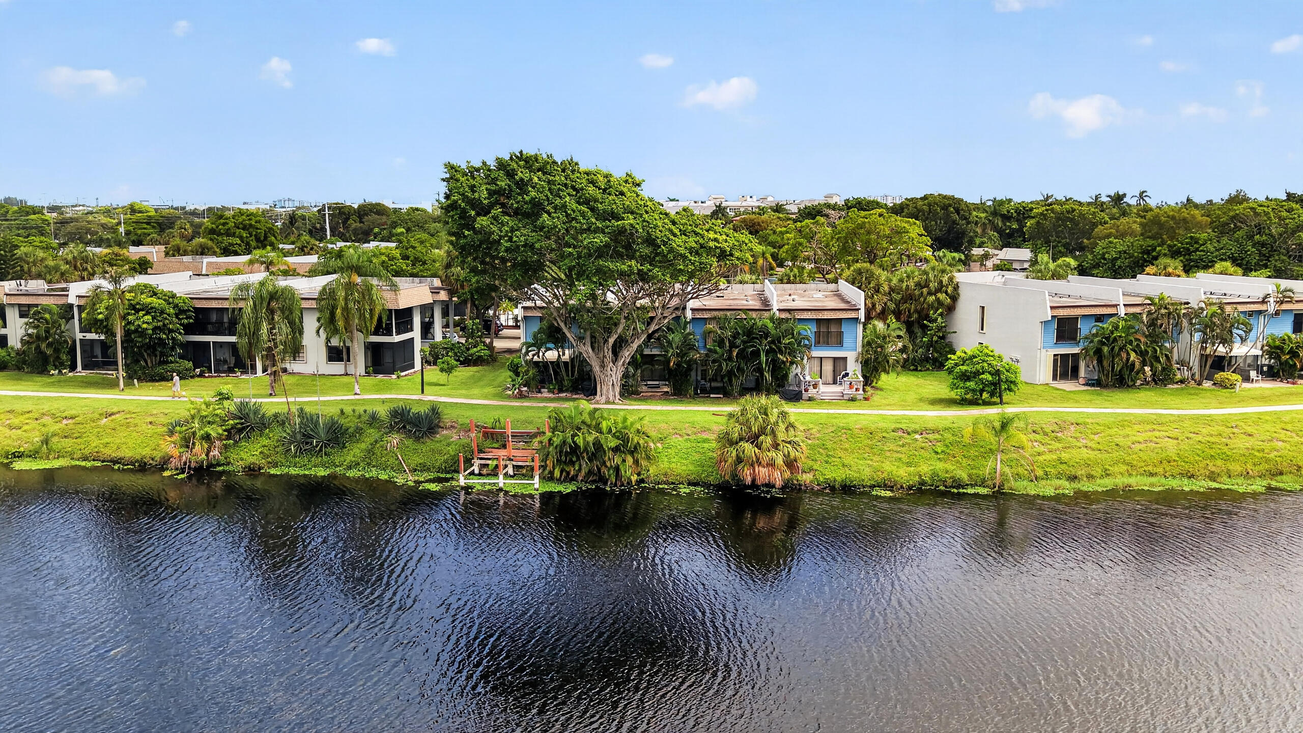 400 CANAL Point S 130