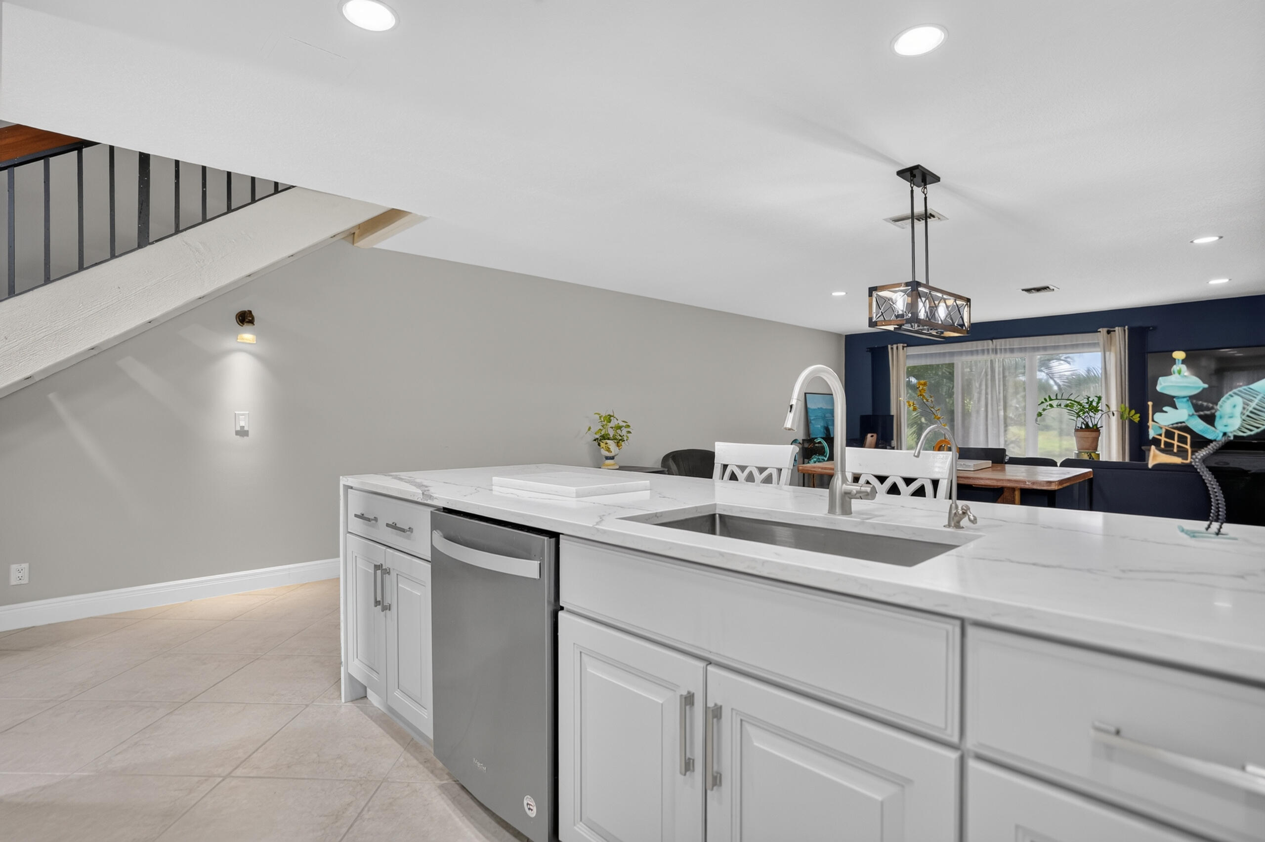 400 CANAL Point S 130