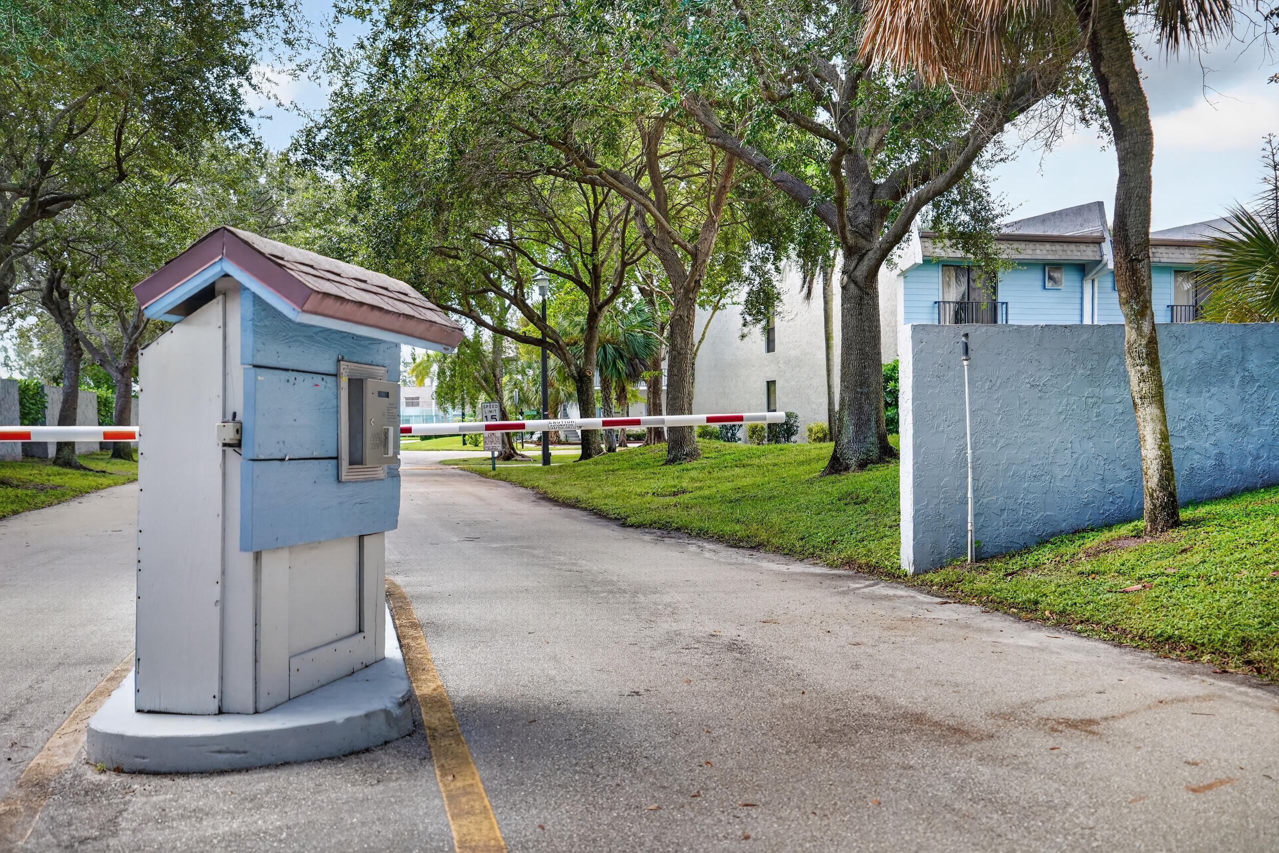 400 CANAL Point S 130