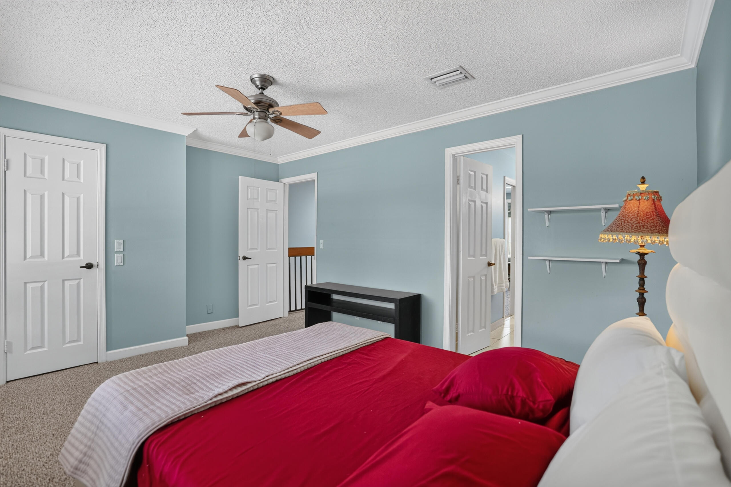 400 CANAL Point S 130