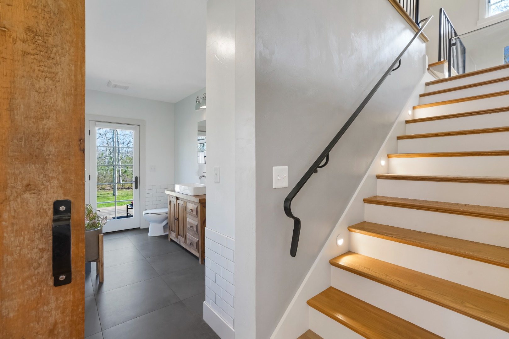 114 Meetinghouse Way