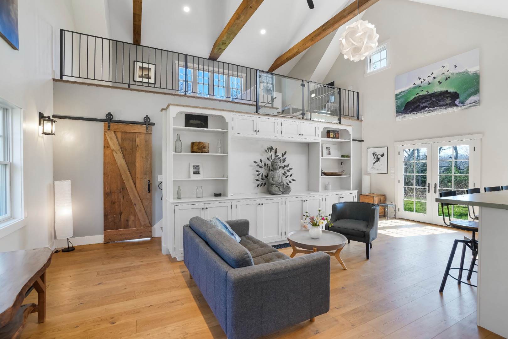 114 Meetinghouse Way