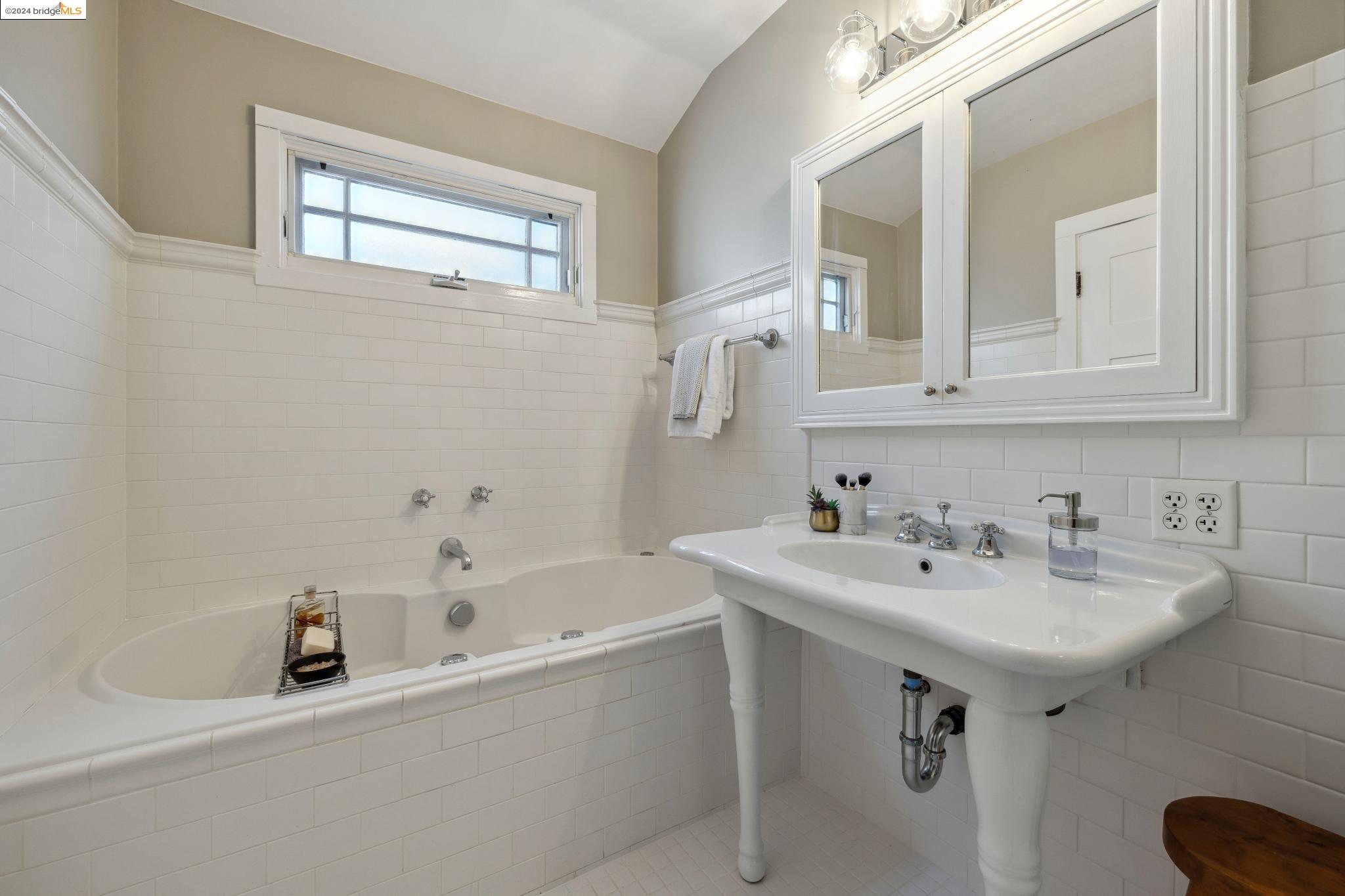 38 Brookside Ave