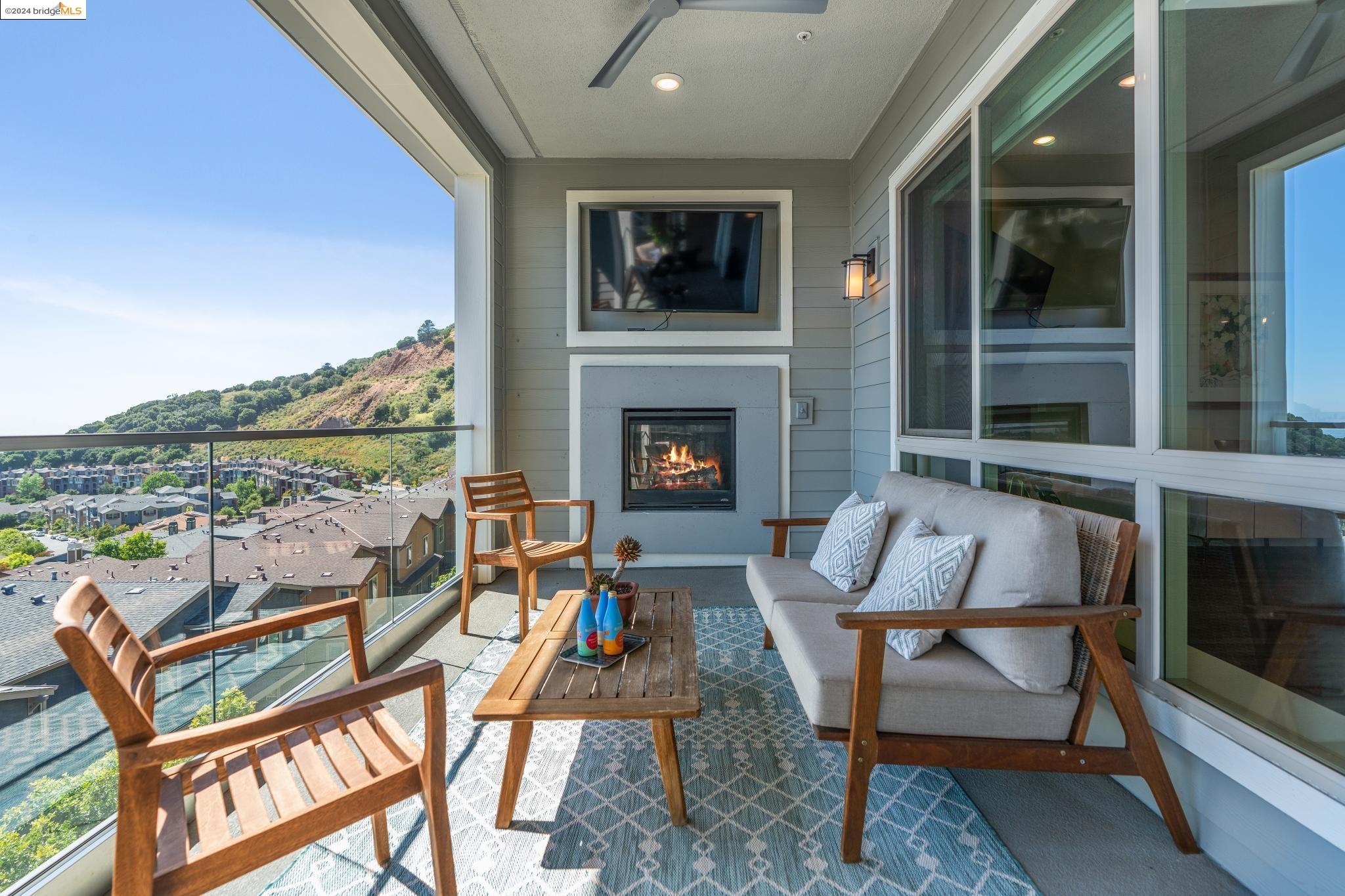 6771 Skyview Dr