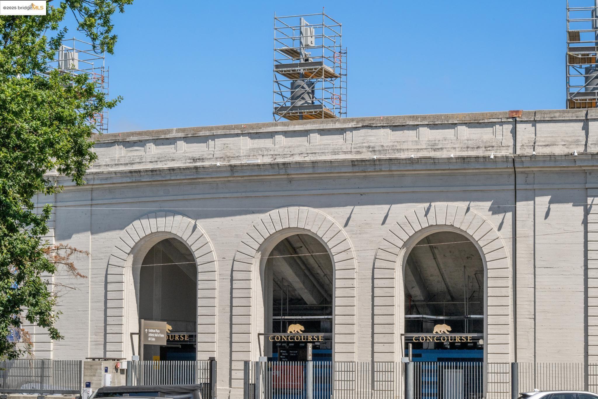 2 Panoramic Way # 303