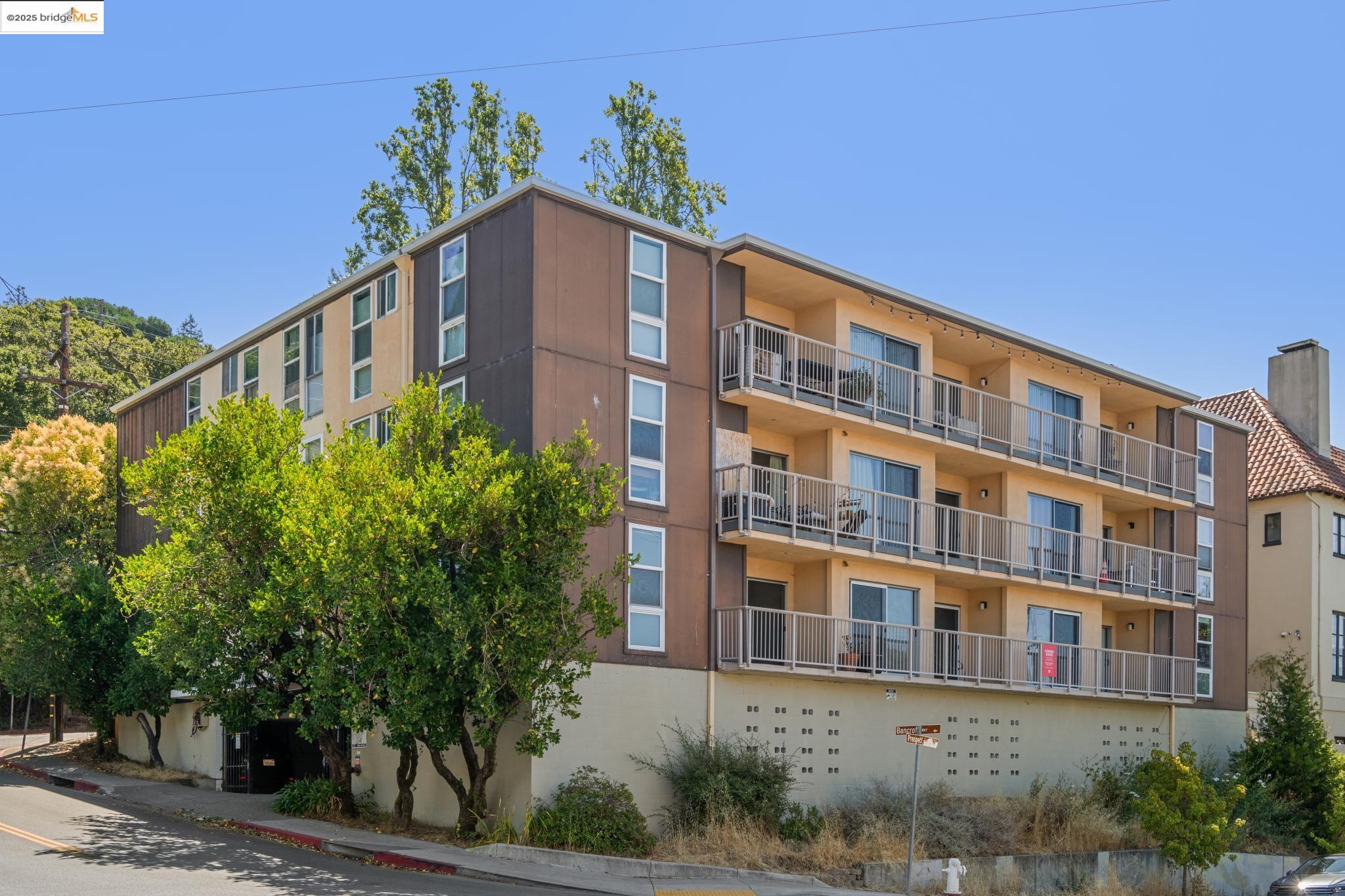 2 Panoramic Way # 303