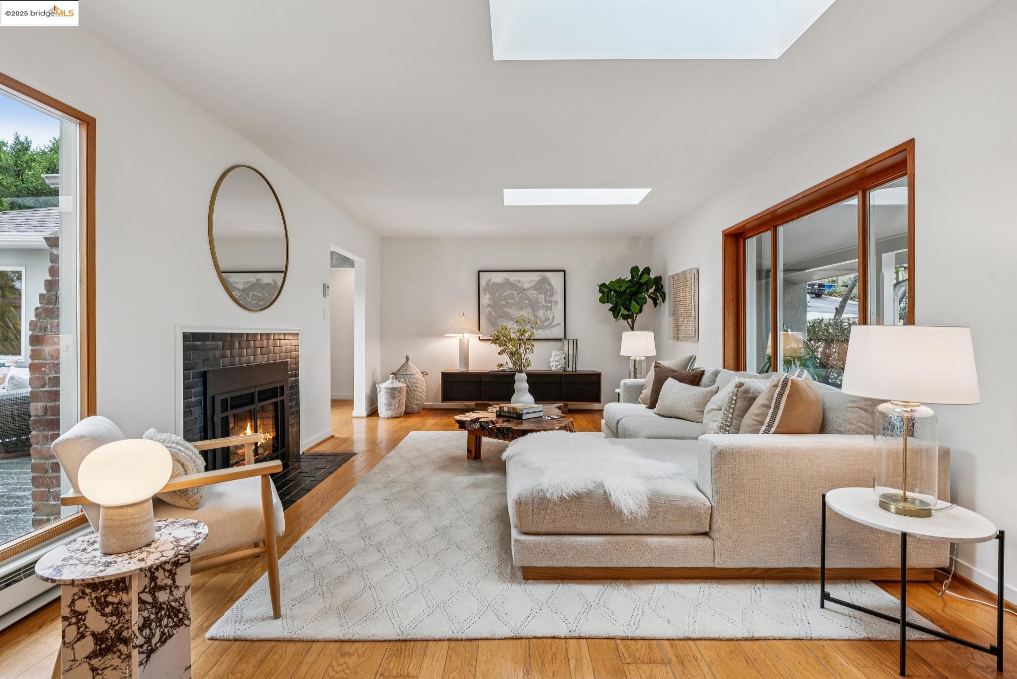 63 Eureka Ave