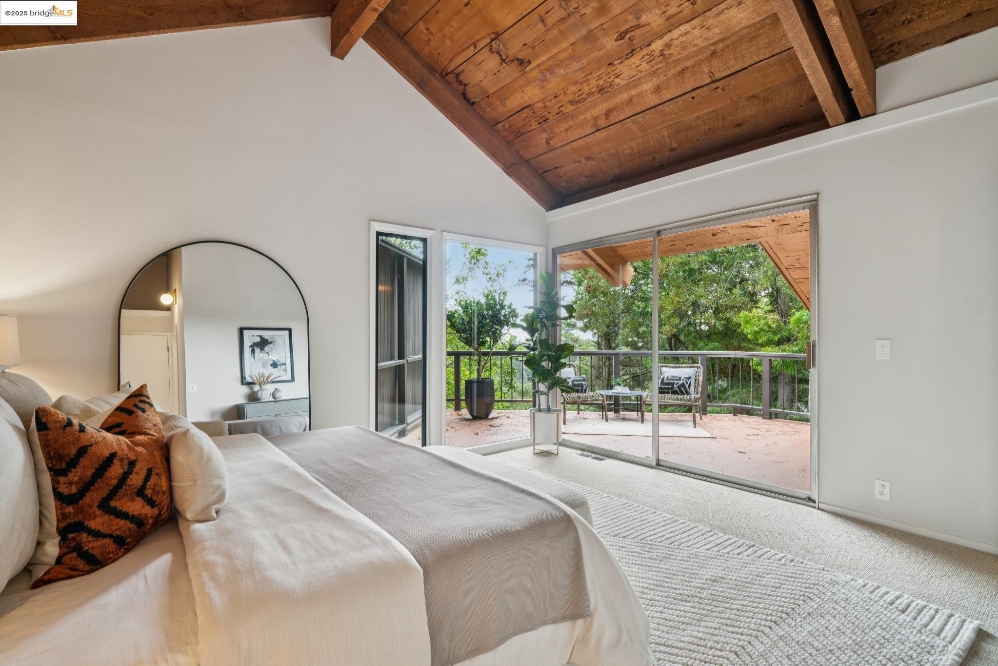 2835 Morley Dr, Oakland