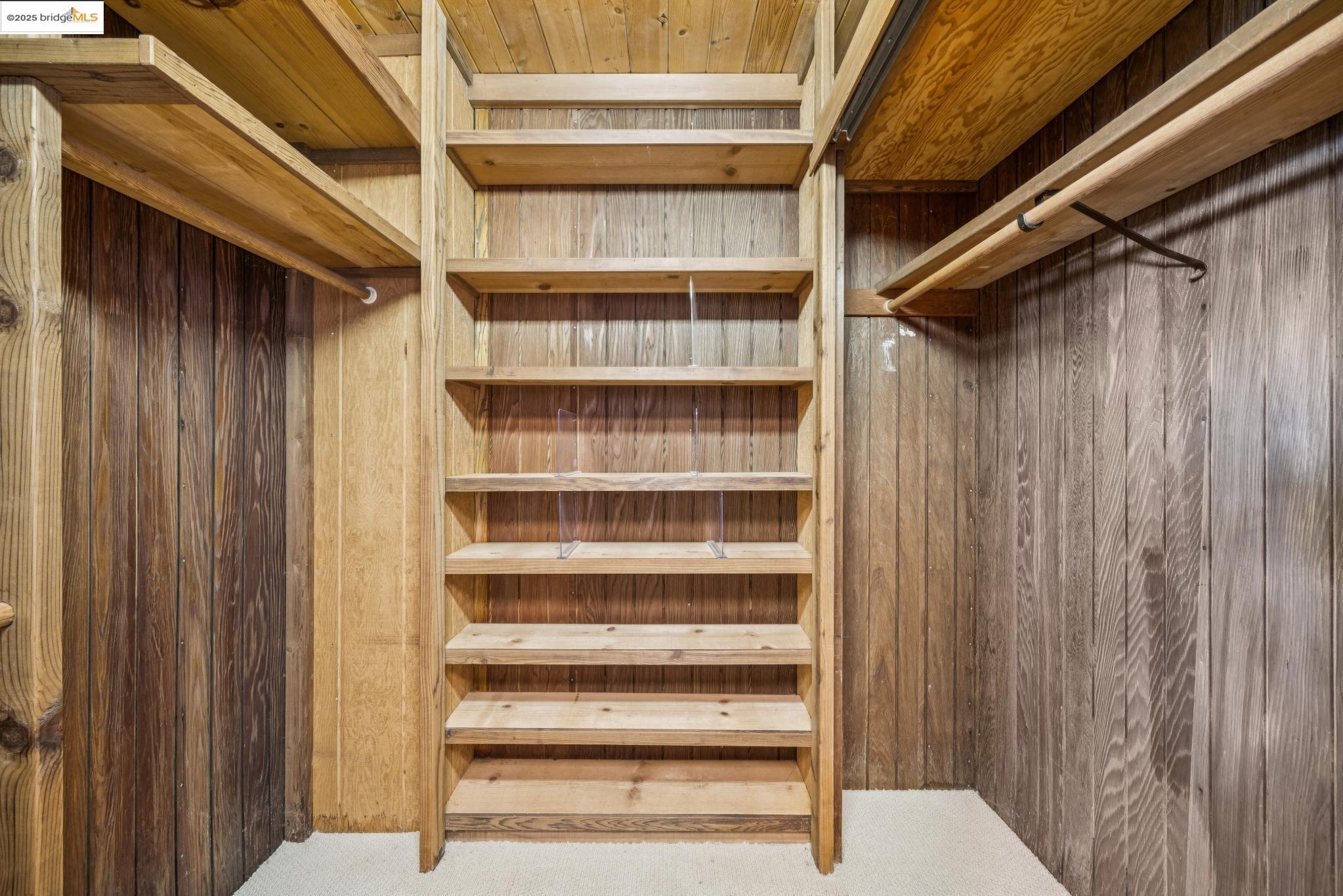 2835 Morley Dr, Oakland