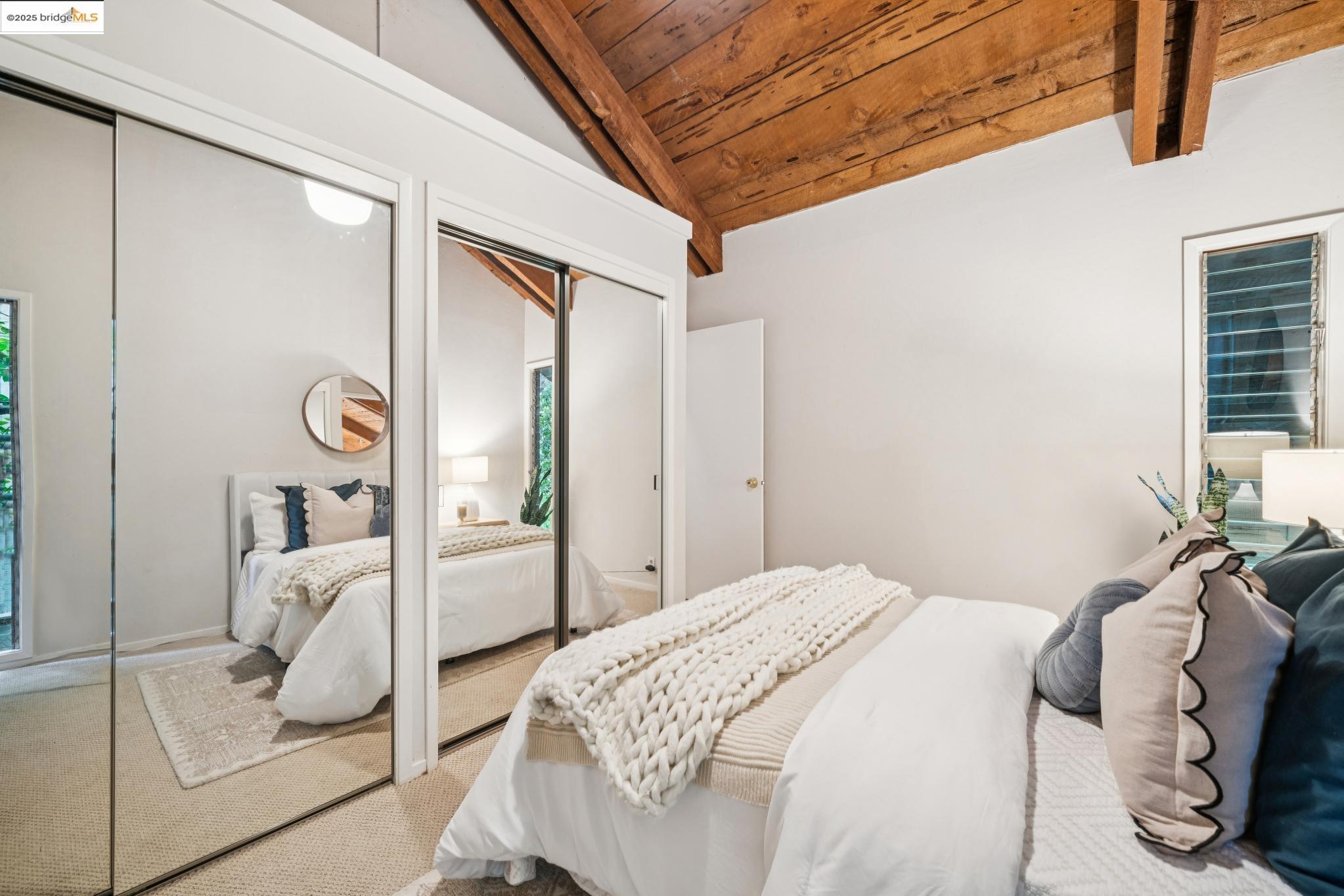 2835 Morley Dr, Oakland