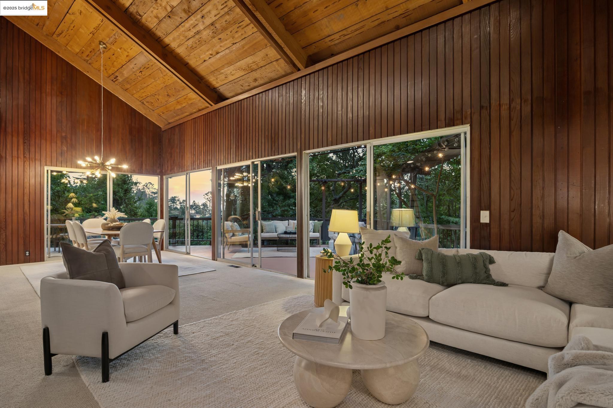 2835 Morley Dr, Oakland