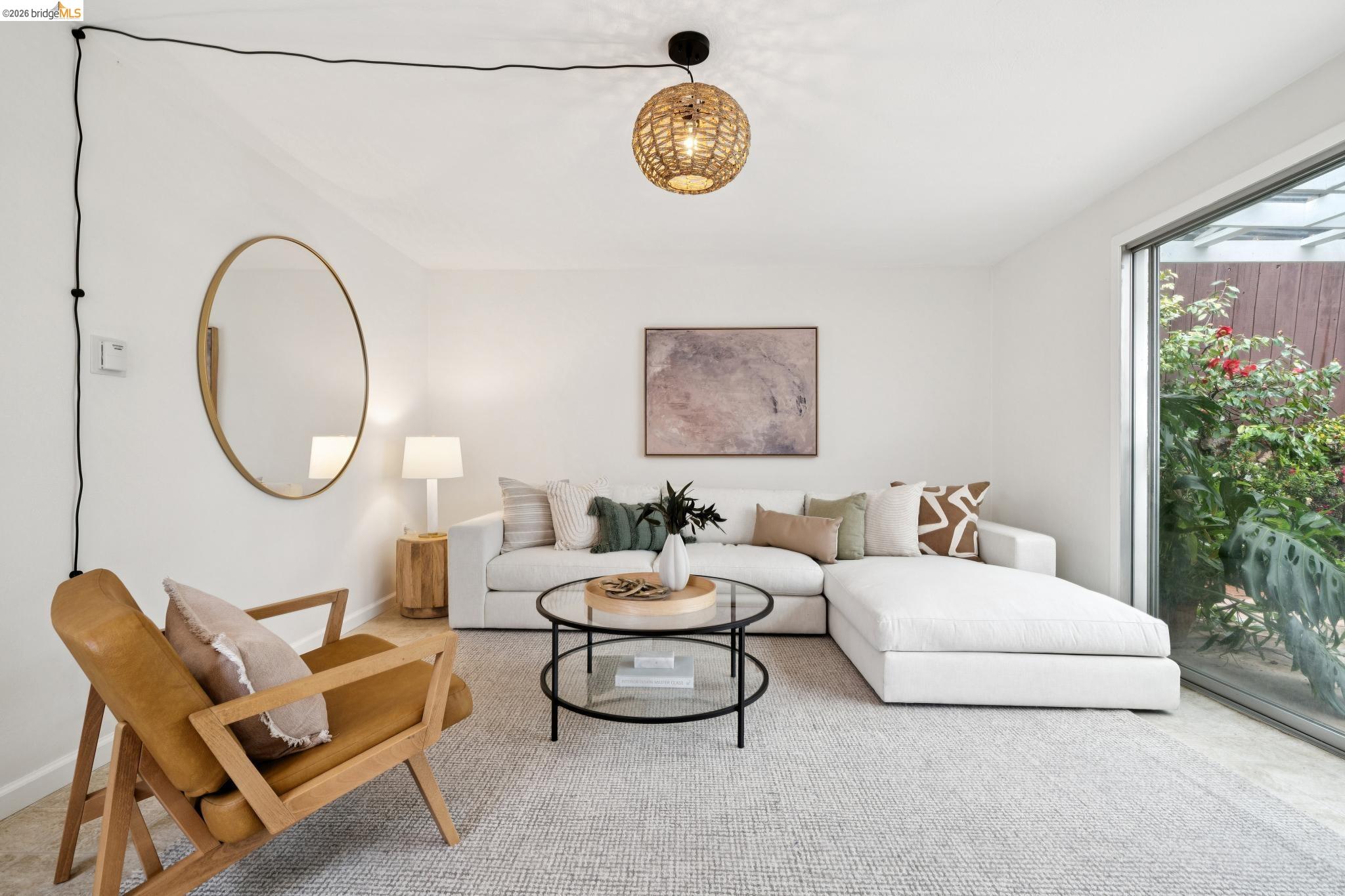 4200 Mountain View Ave