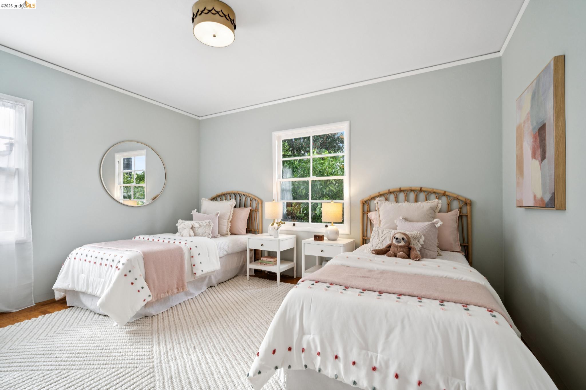 4200 Mountain View Ave