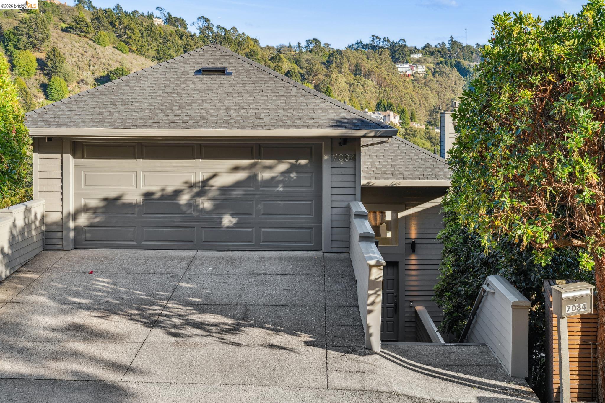 7084 Westmoorland Dr