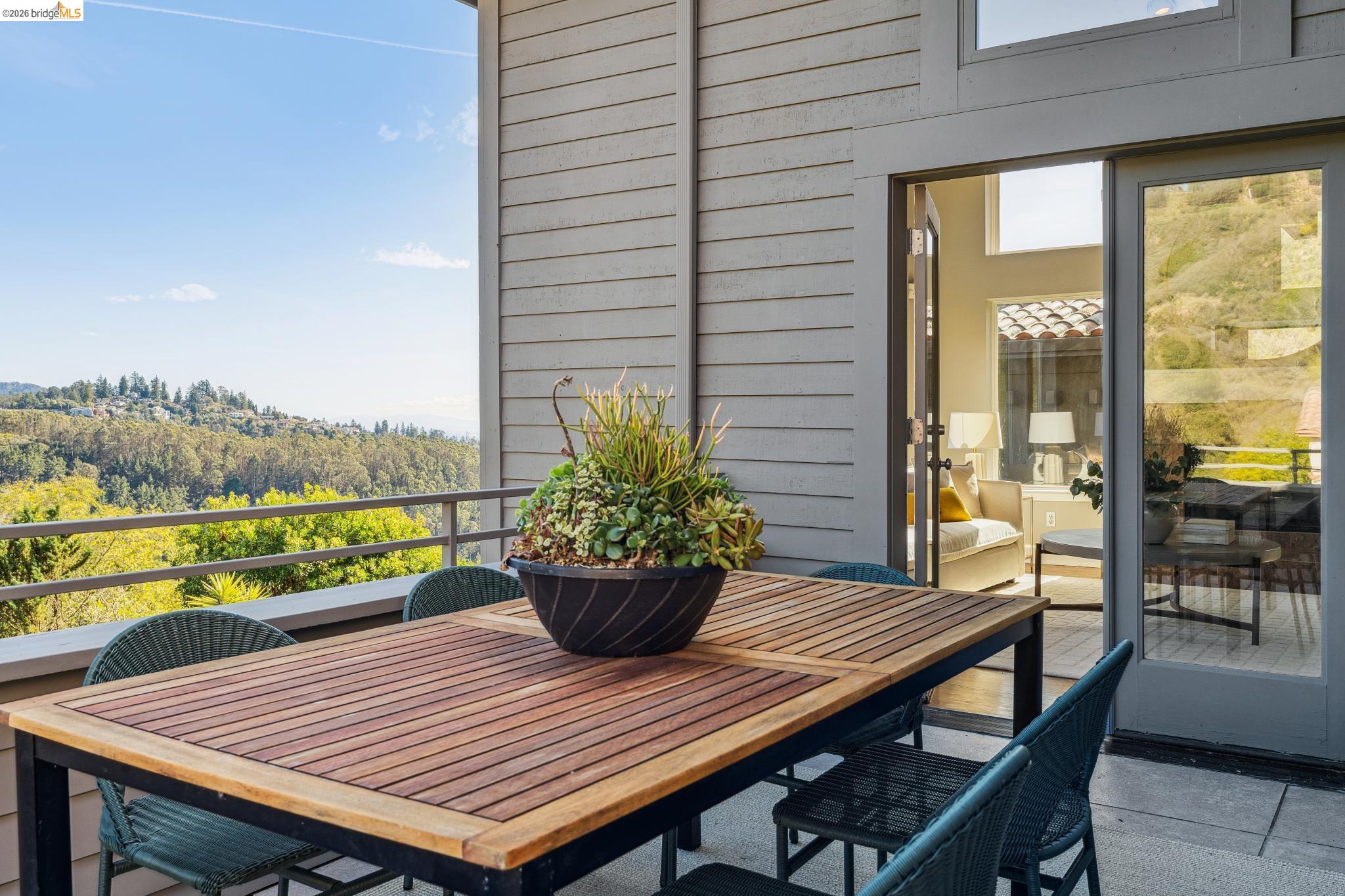 7084 Westmoorland Dr