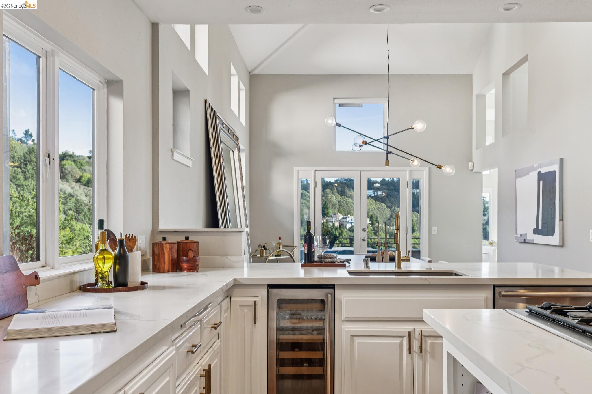 7084 Westmoorland Dr