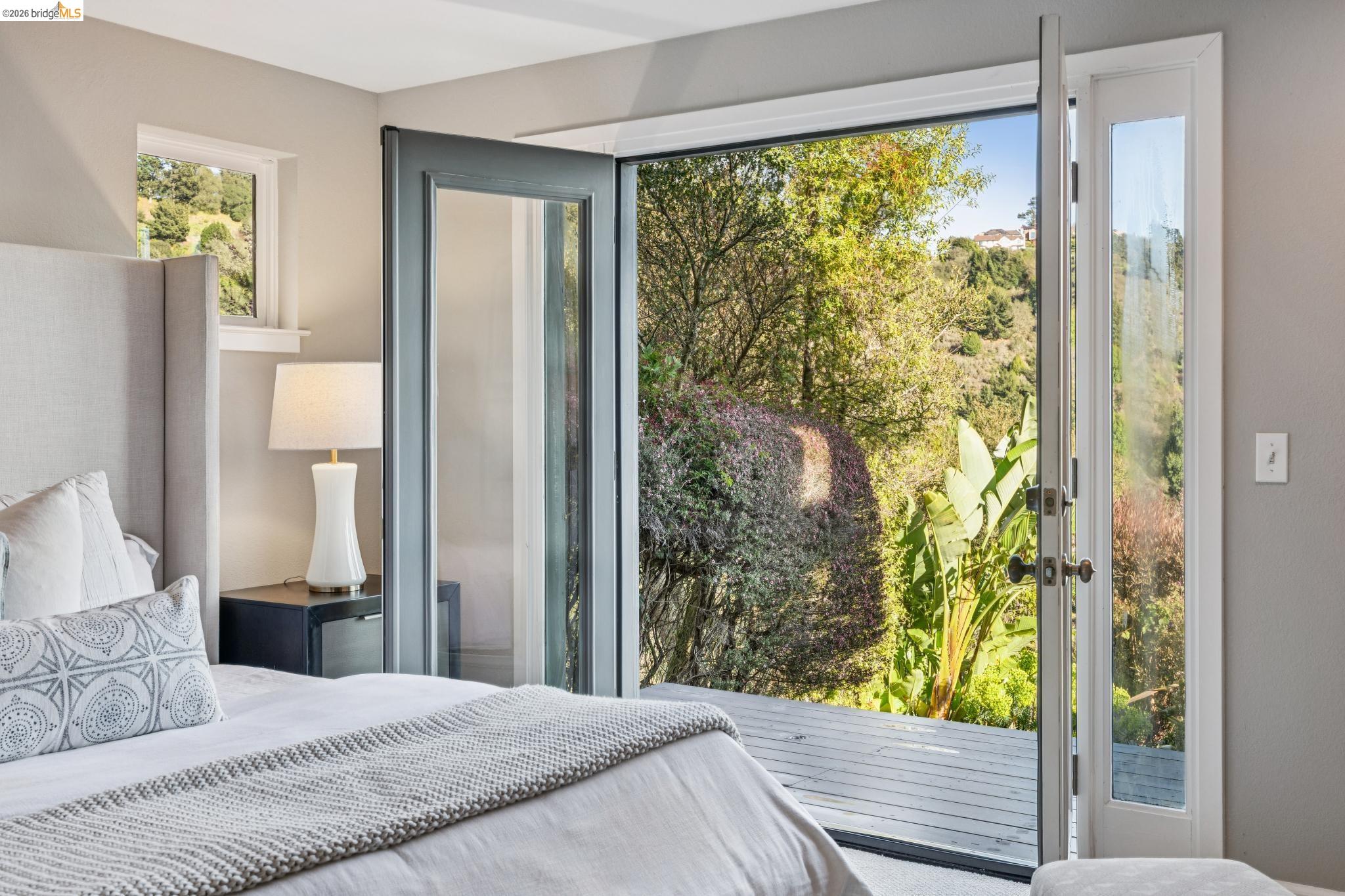 7084 Westmoorland Dr