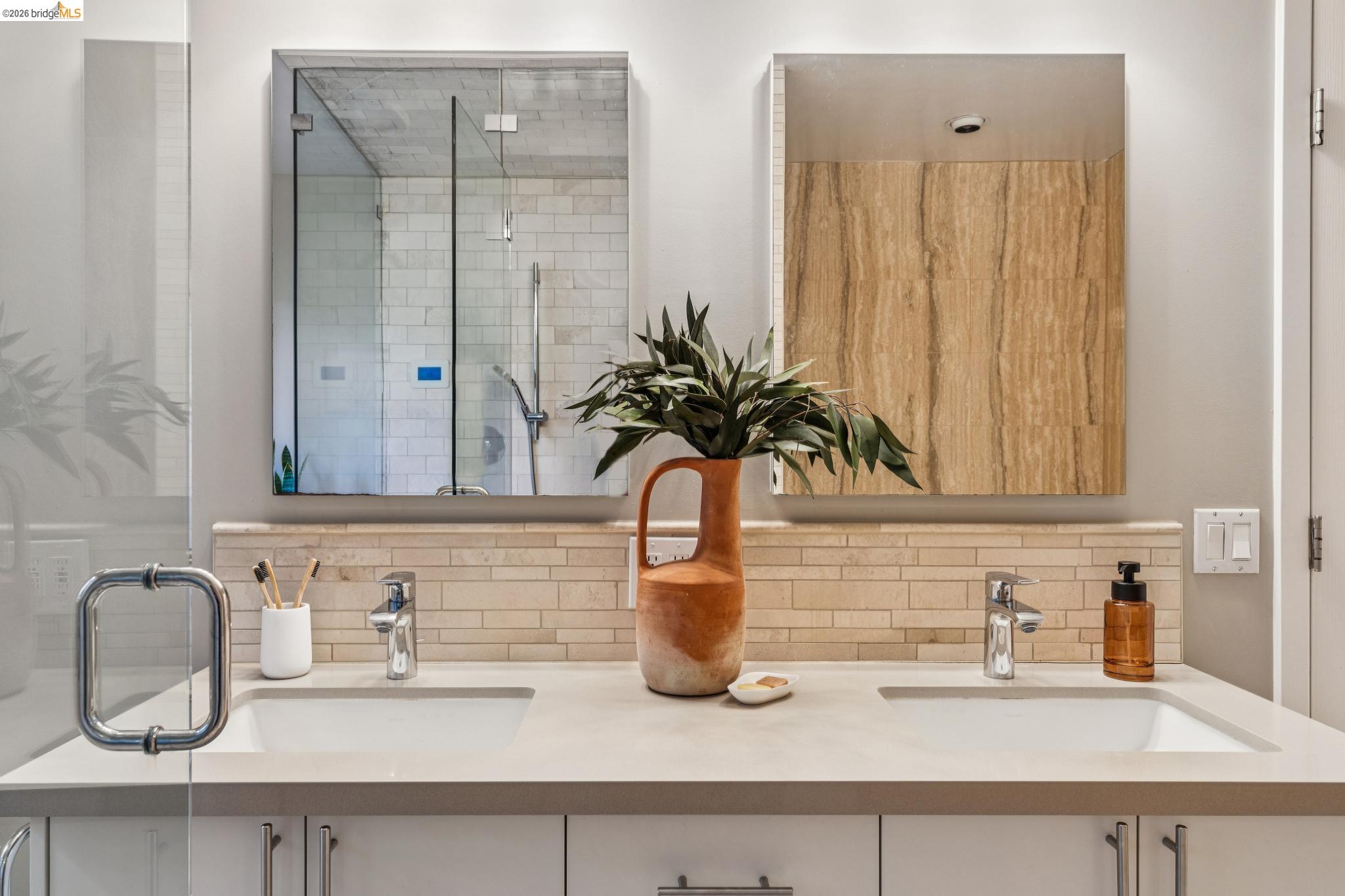 7084 Westmoorland Dr