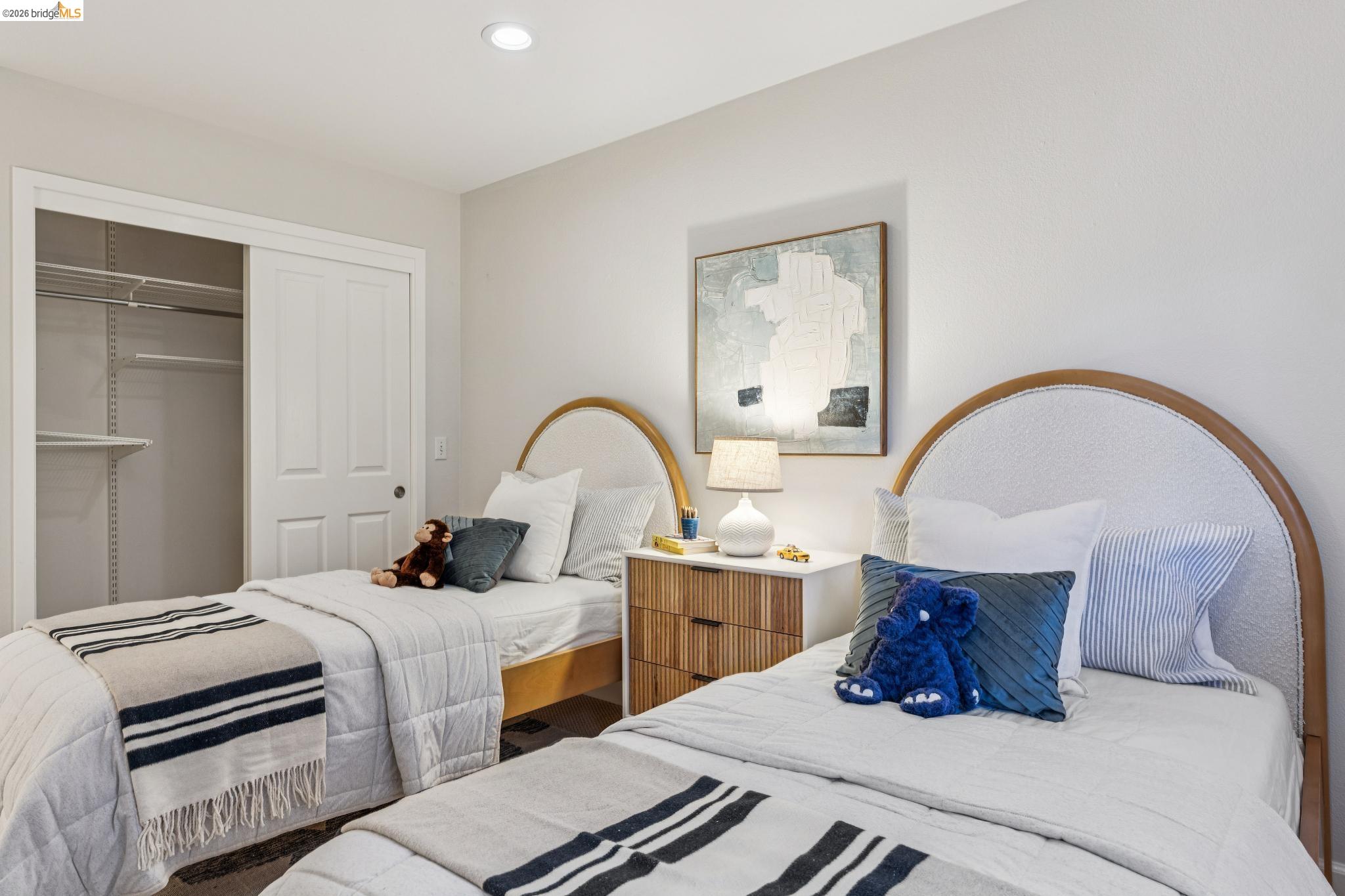 7084 Westmoorland Dr