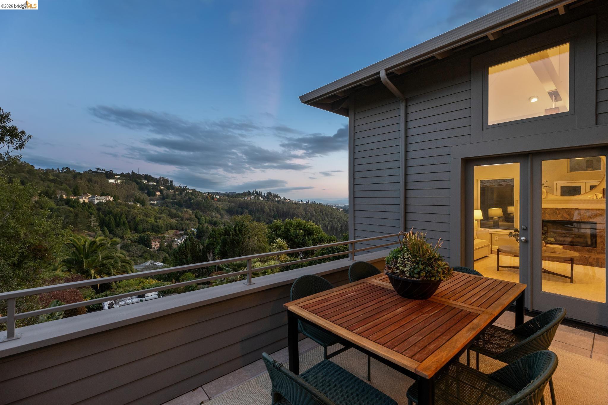 7084 Westmoorland Dr