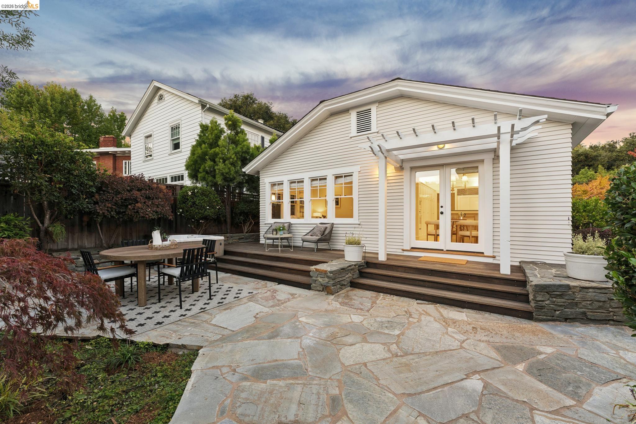 12 Brookside Ave