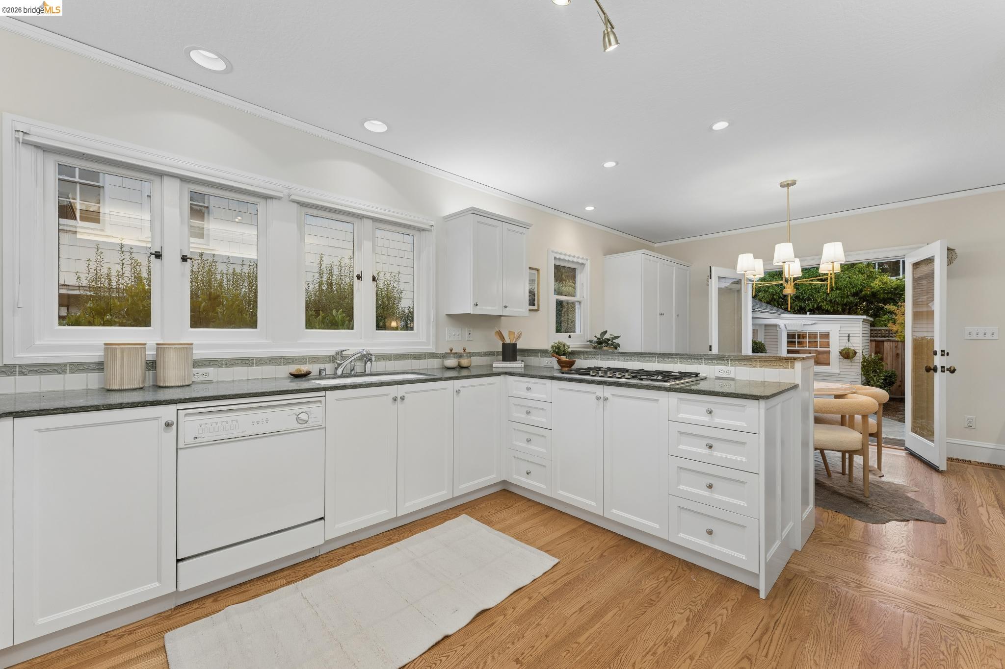 12 Brookside Ave