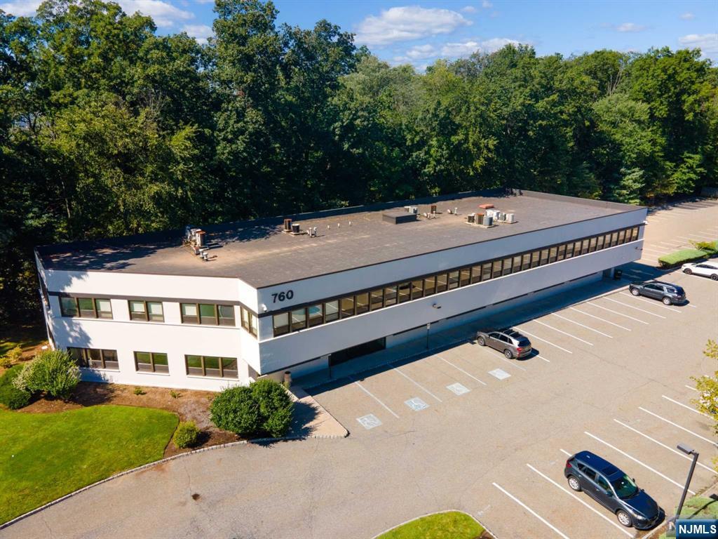 760 State Route 10 5 suites