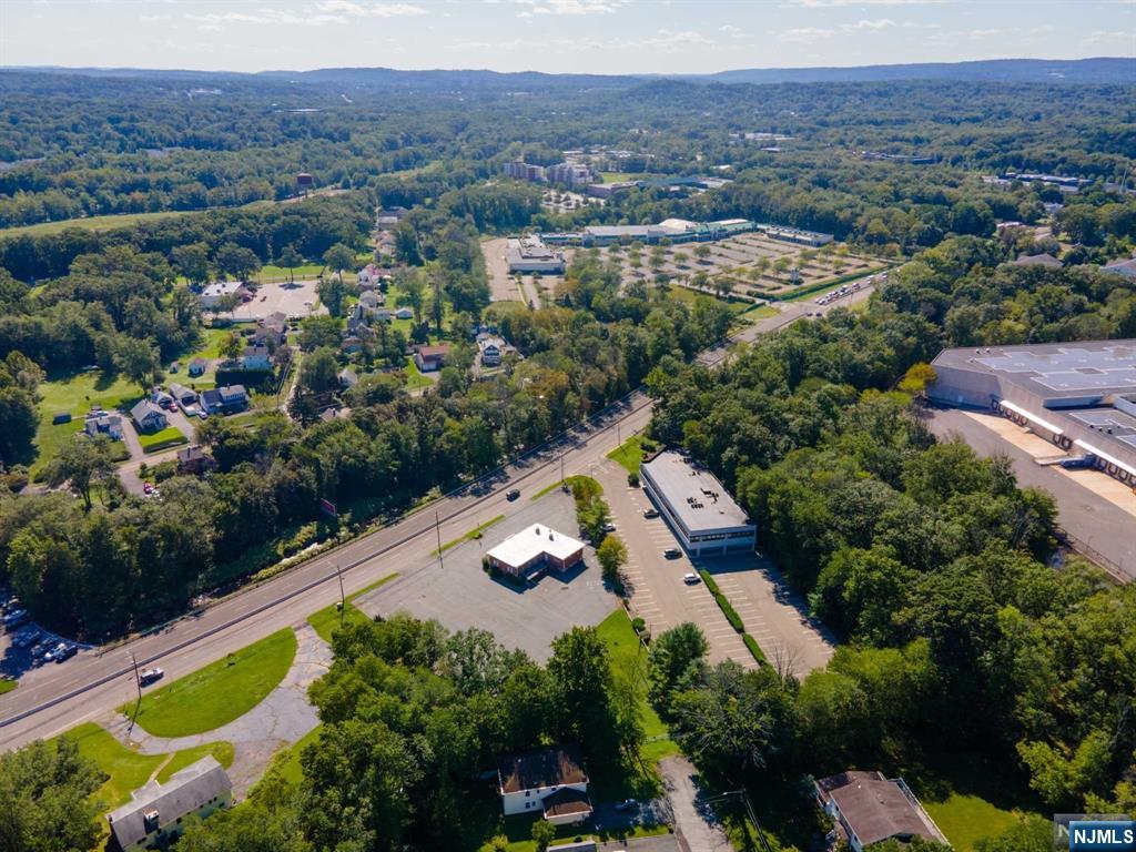 760 State Route 10 5 suites