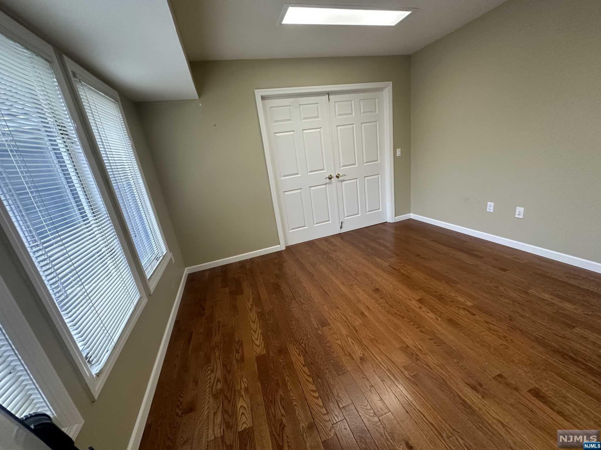 150 River Road H4