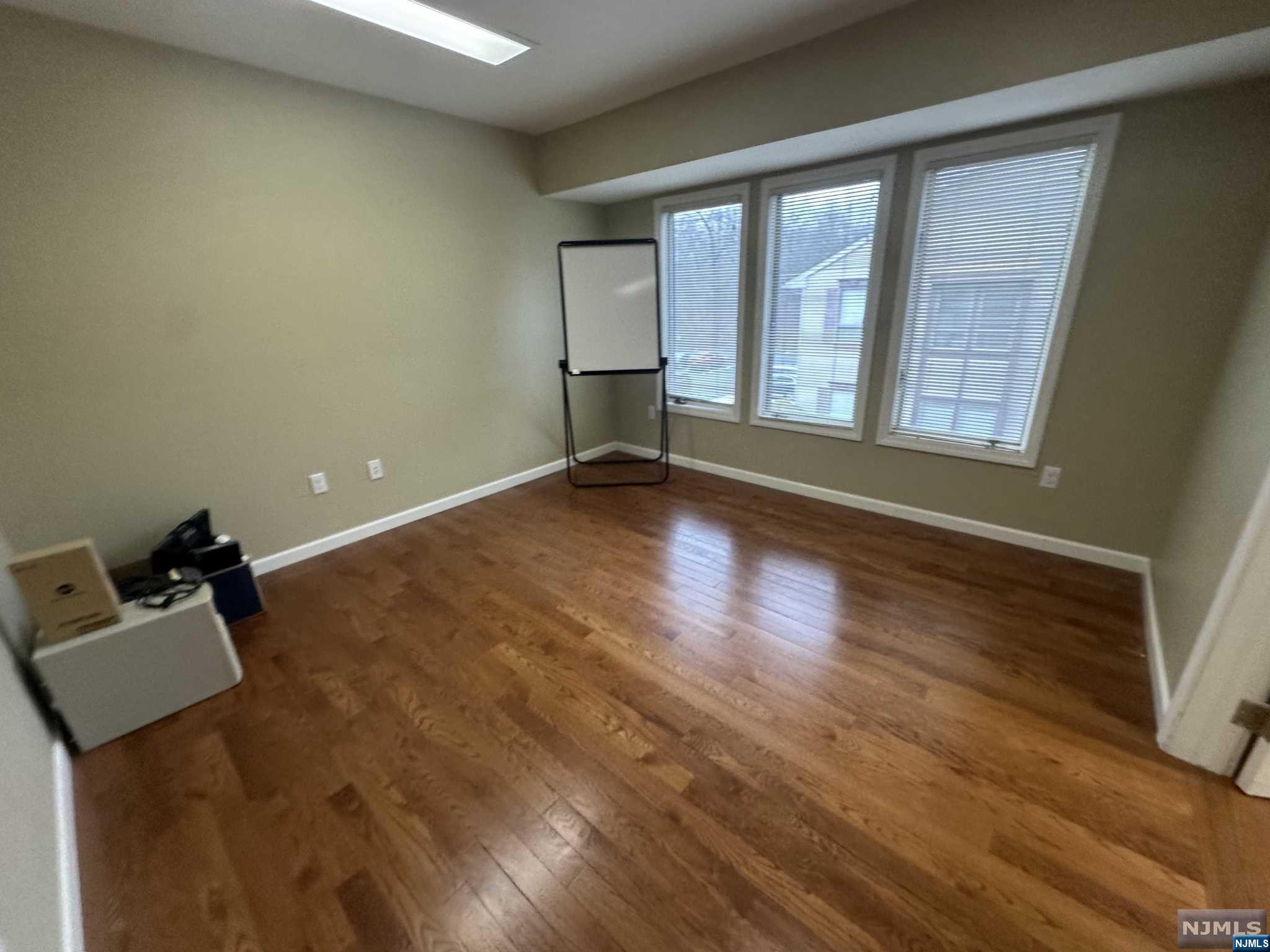 150 River Road H4