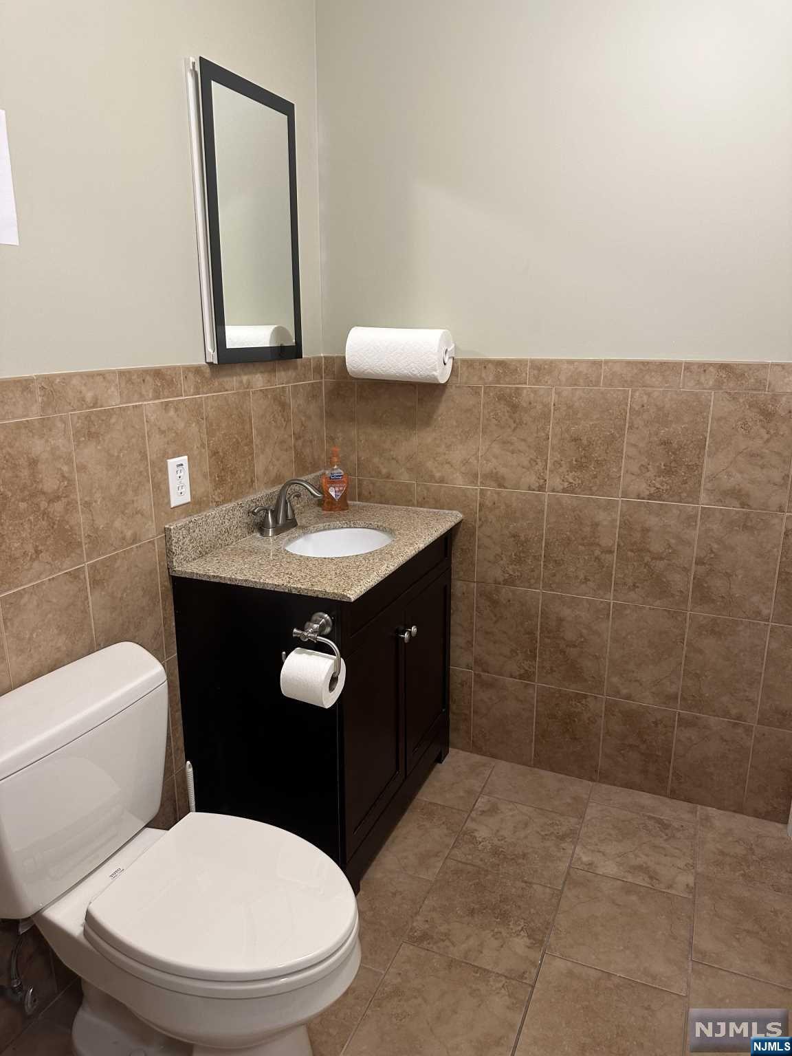 150 River Road H4