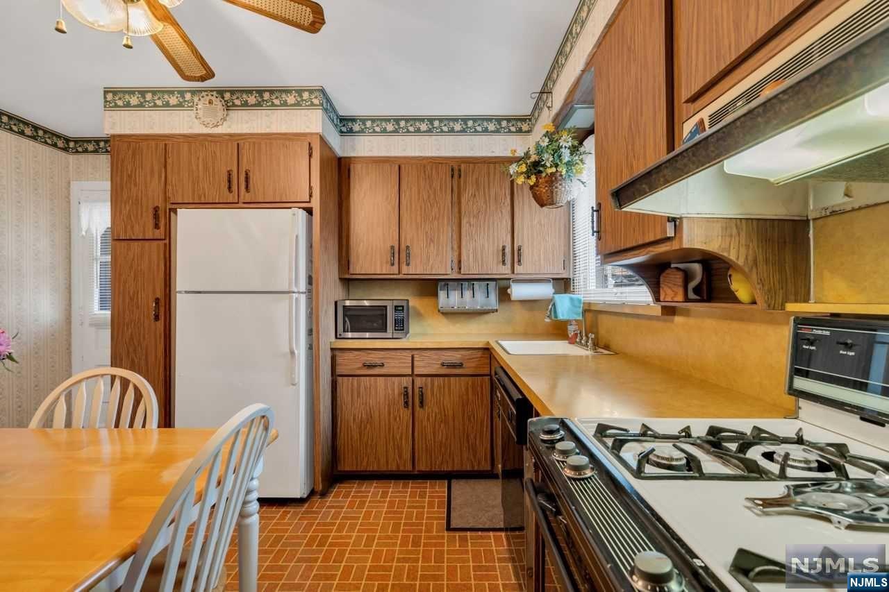 46-48 Emerson Avenue