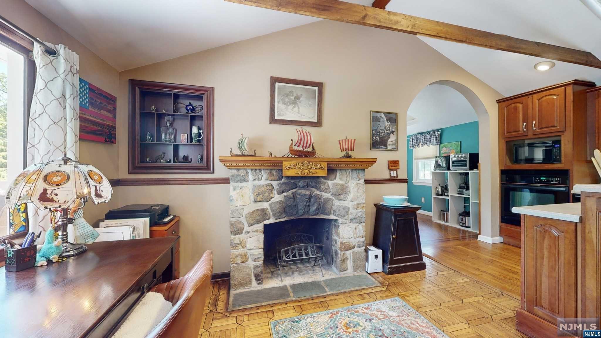 204 Mohican Road