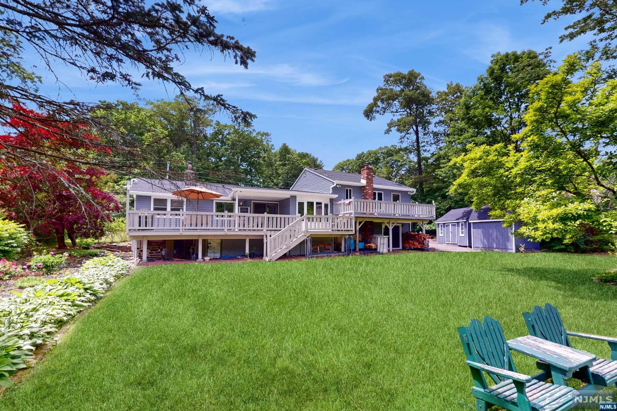 204 Mohican Road