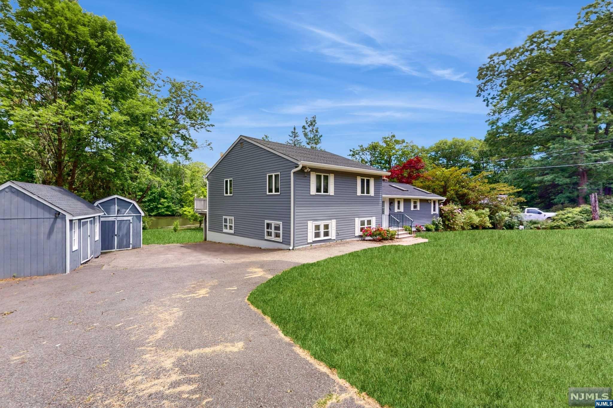 204 Mohican Road
