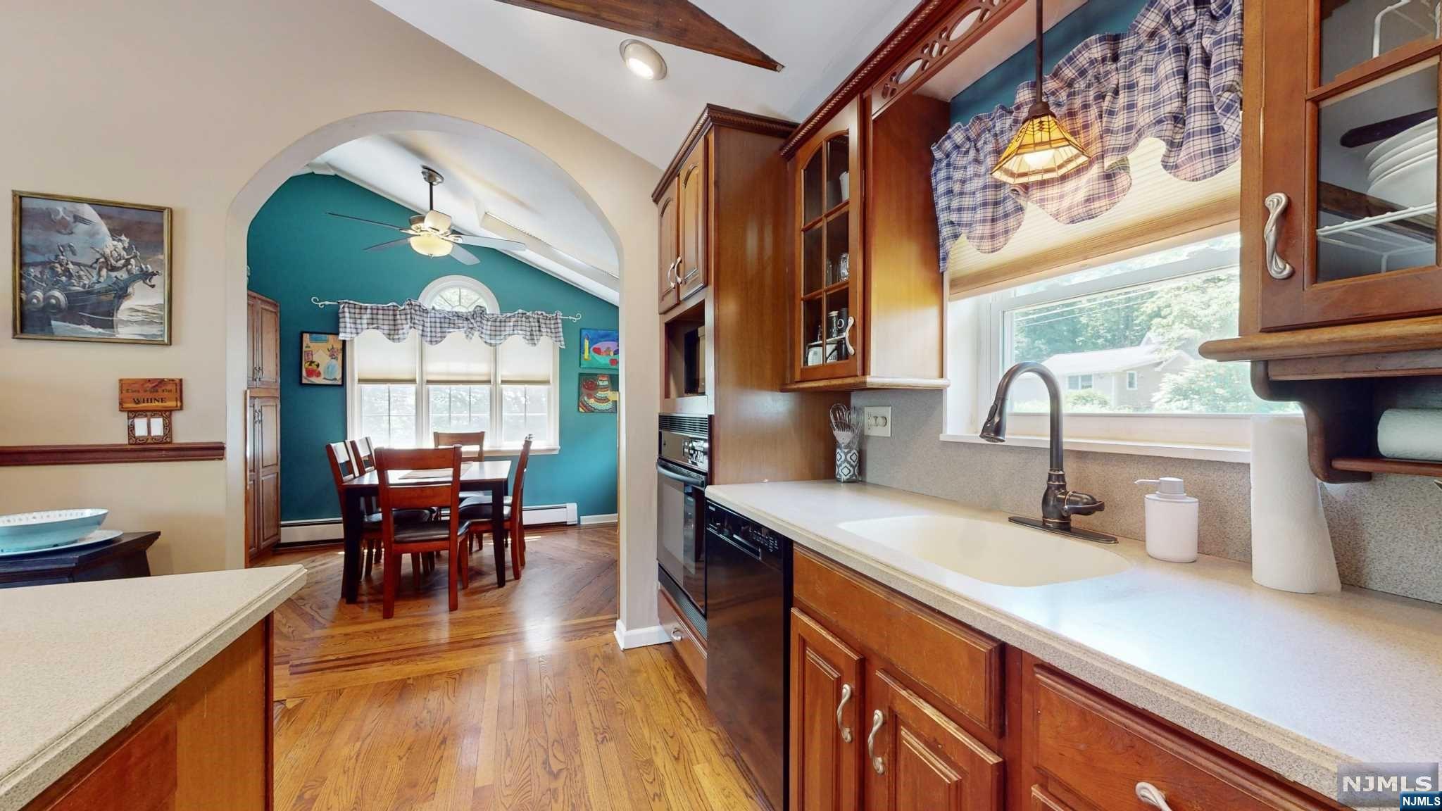 204 Mohican Road