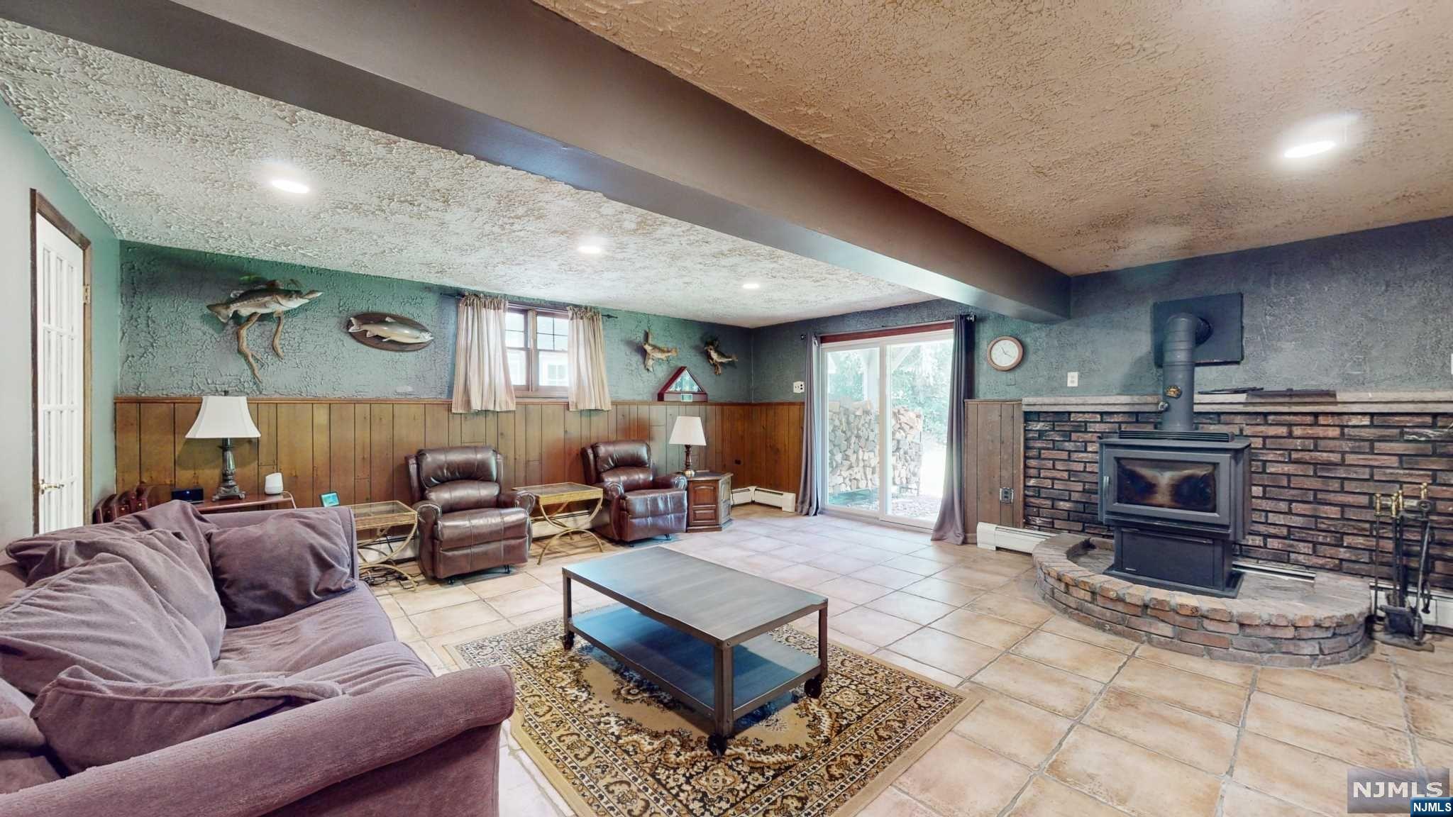 204 Mohican Road