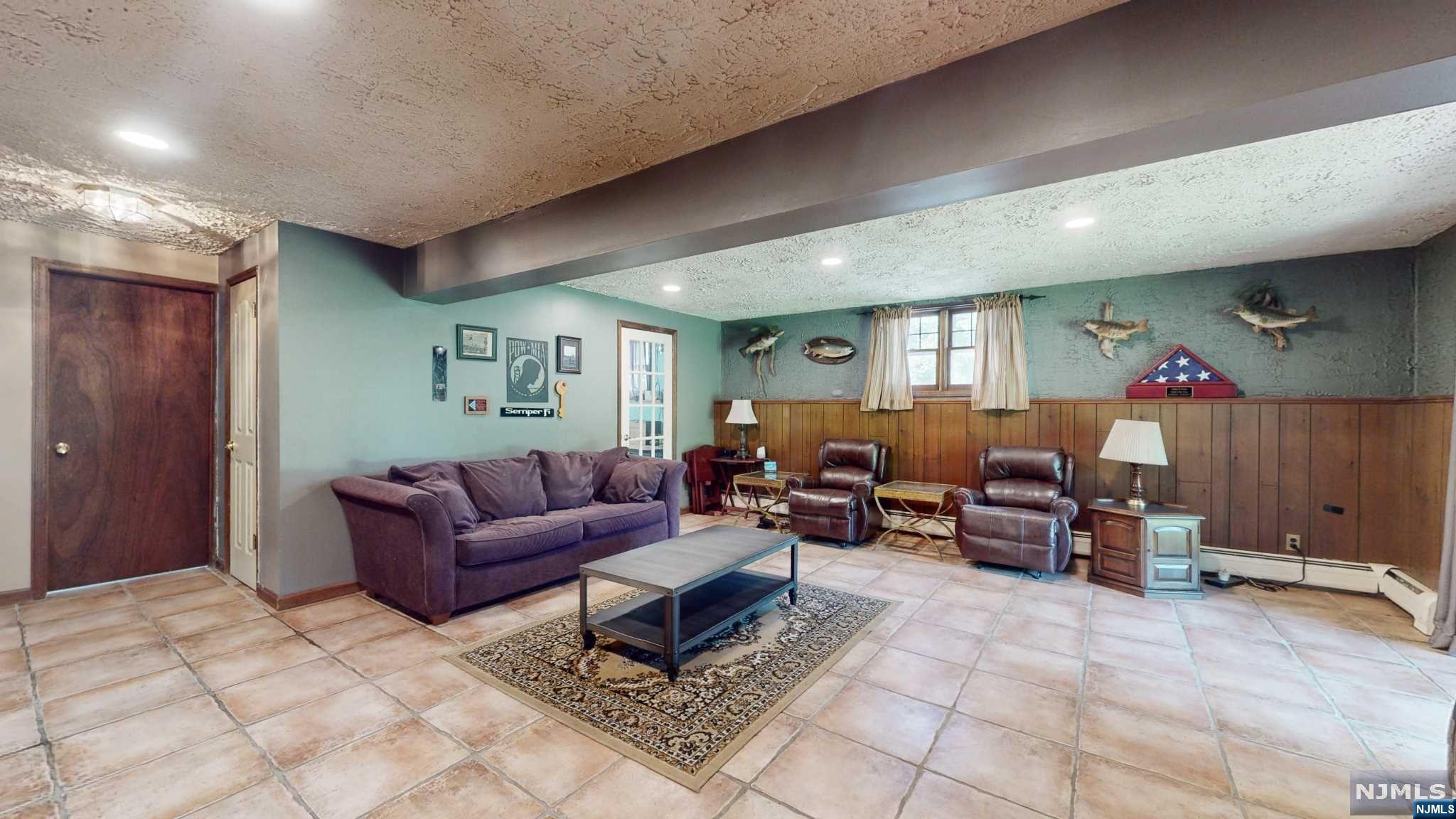 204 Mohican Road