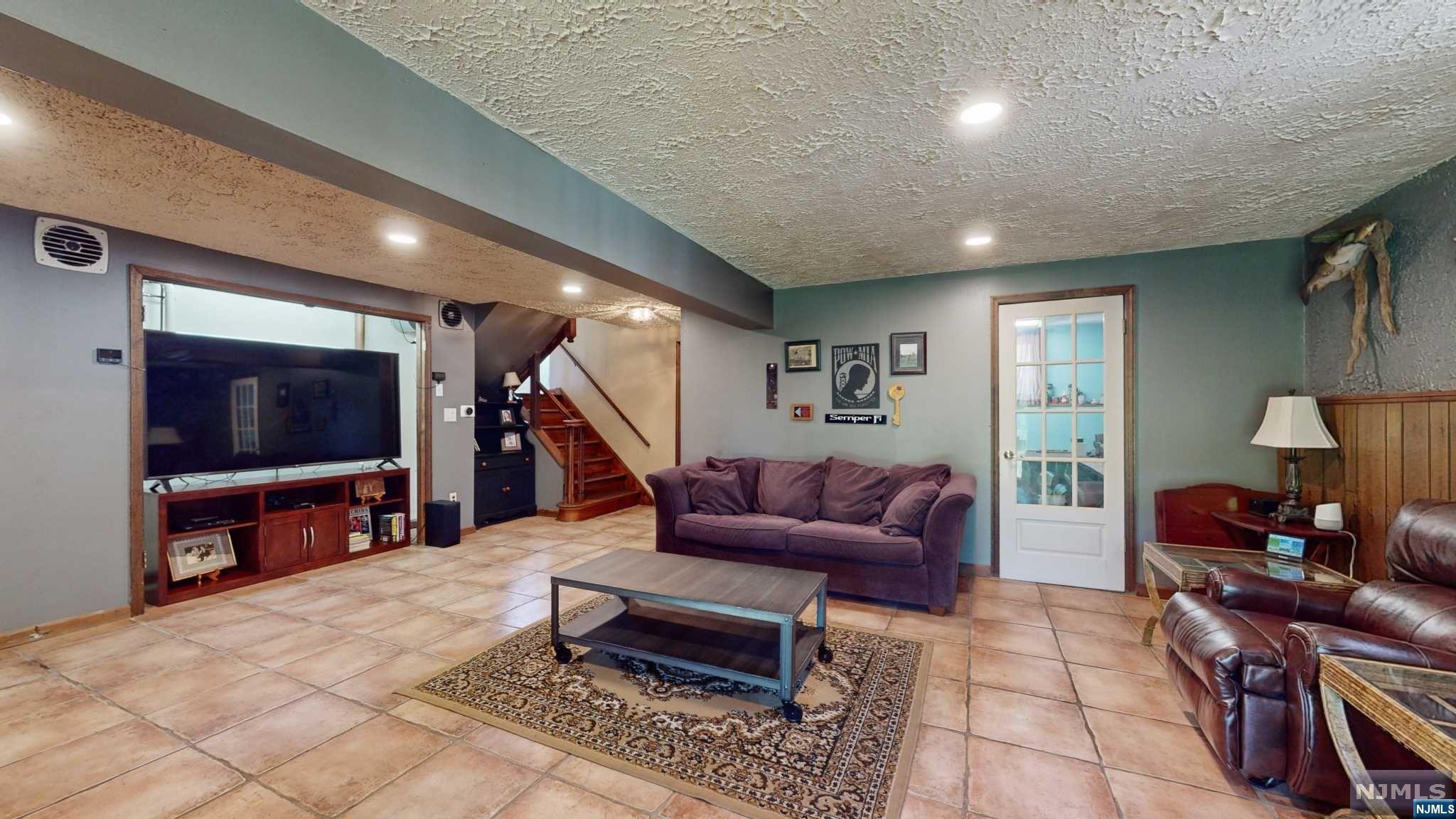 204 Mohican Road