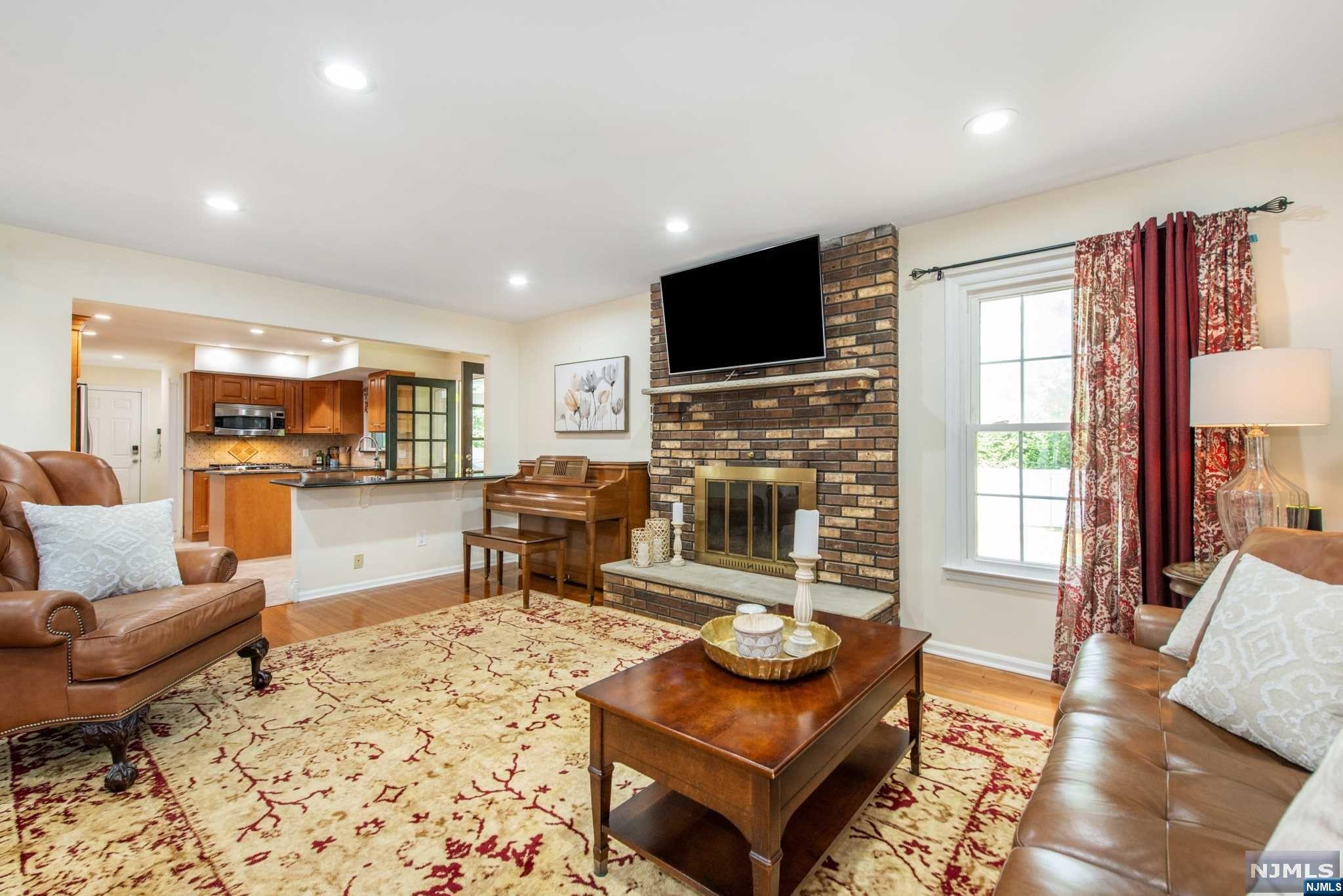 8 Pine Tree Drive