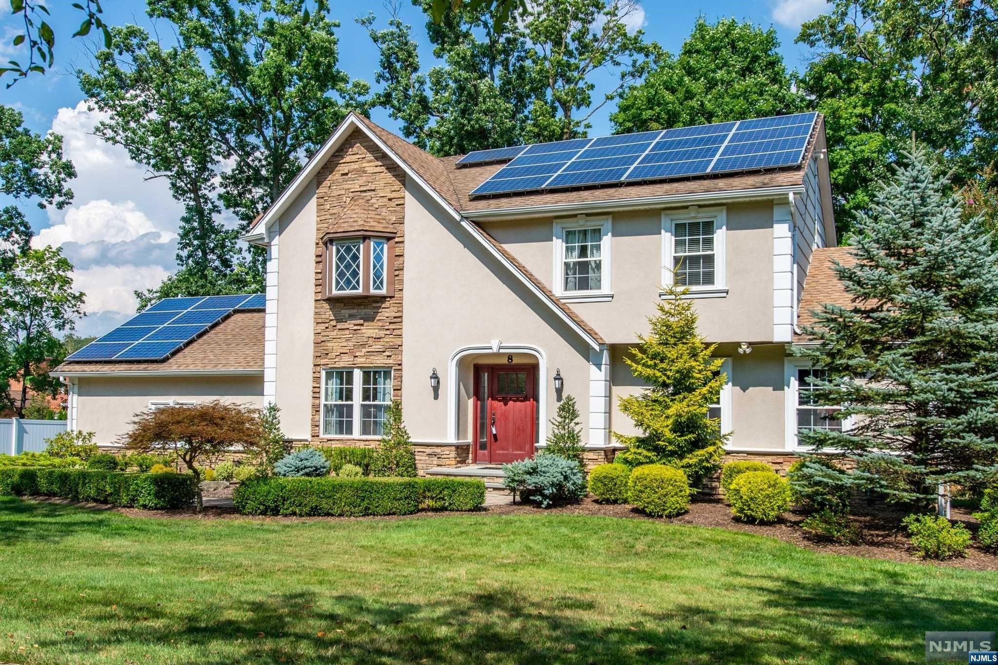 8 Pine Tree Drive
