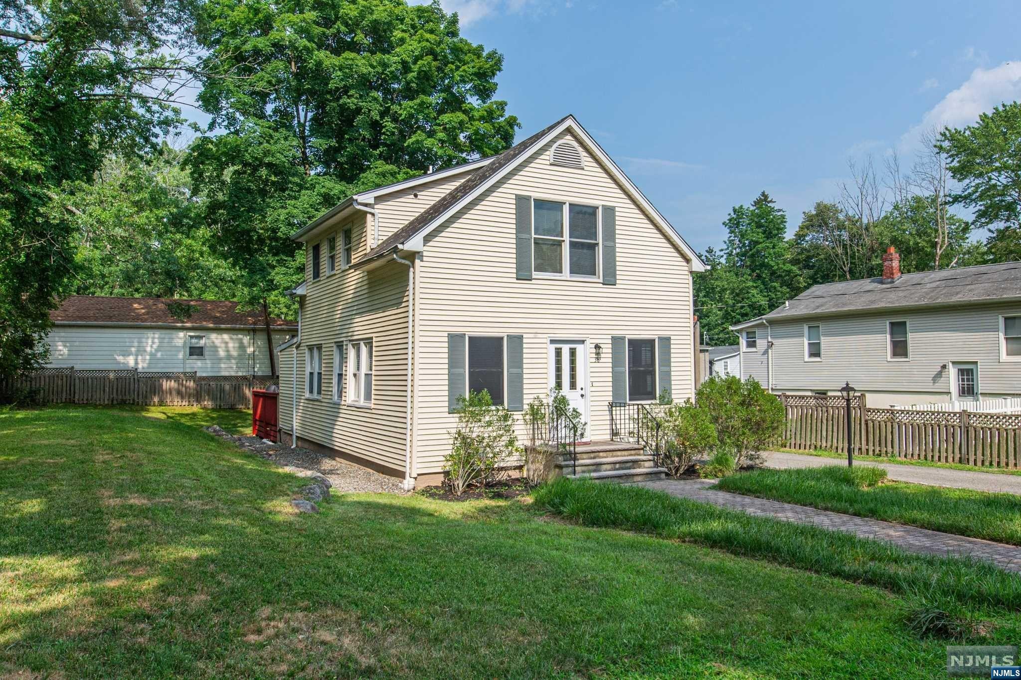 38 Birch Avenue