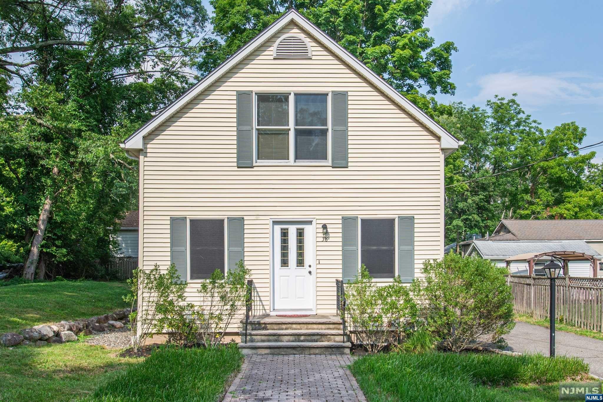 38 Birch Avenue